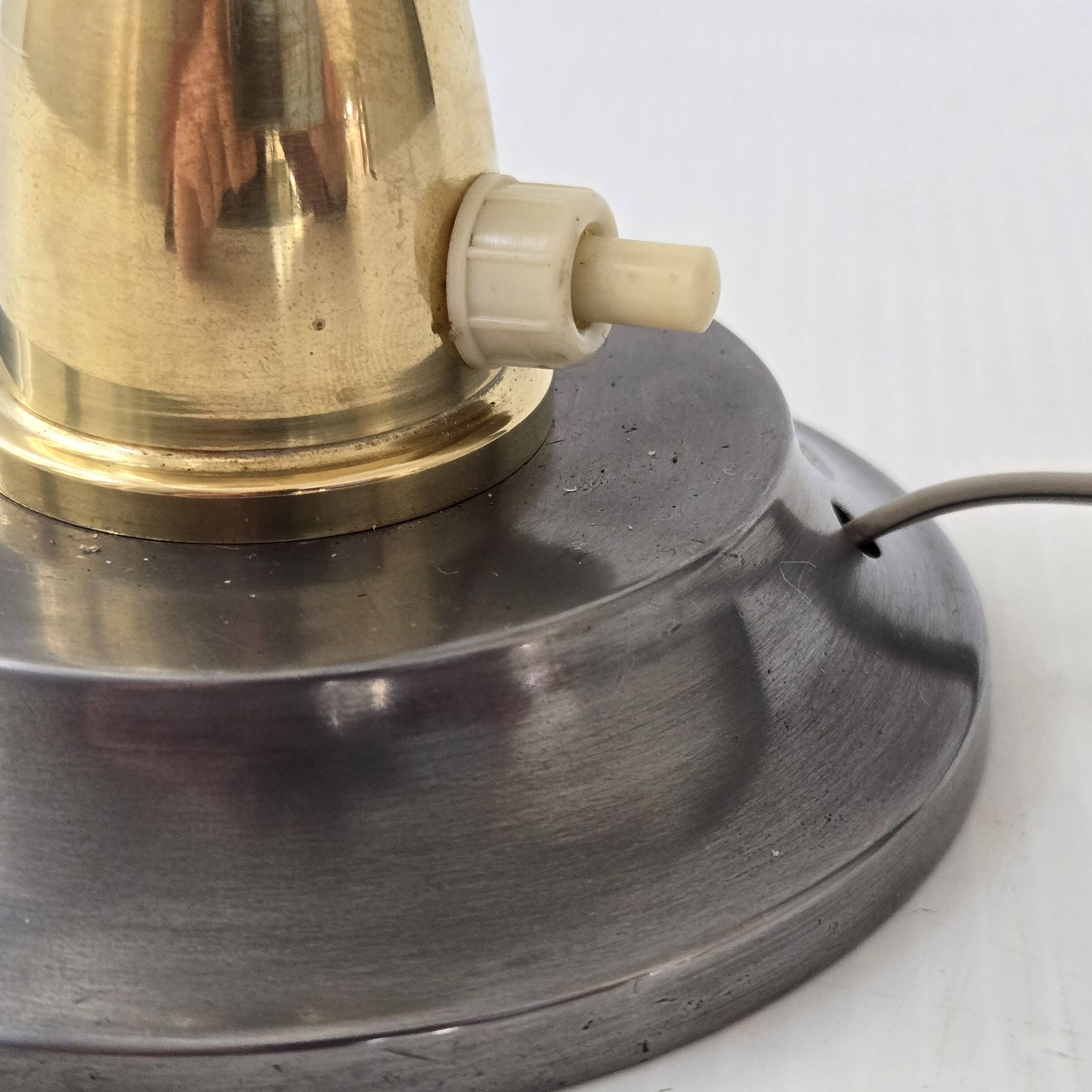 Vintage 1950s lamp