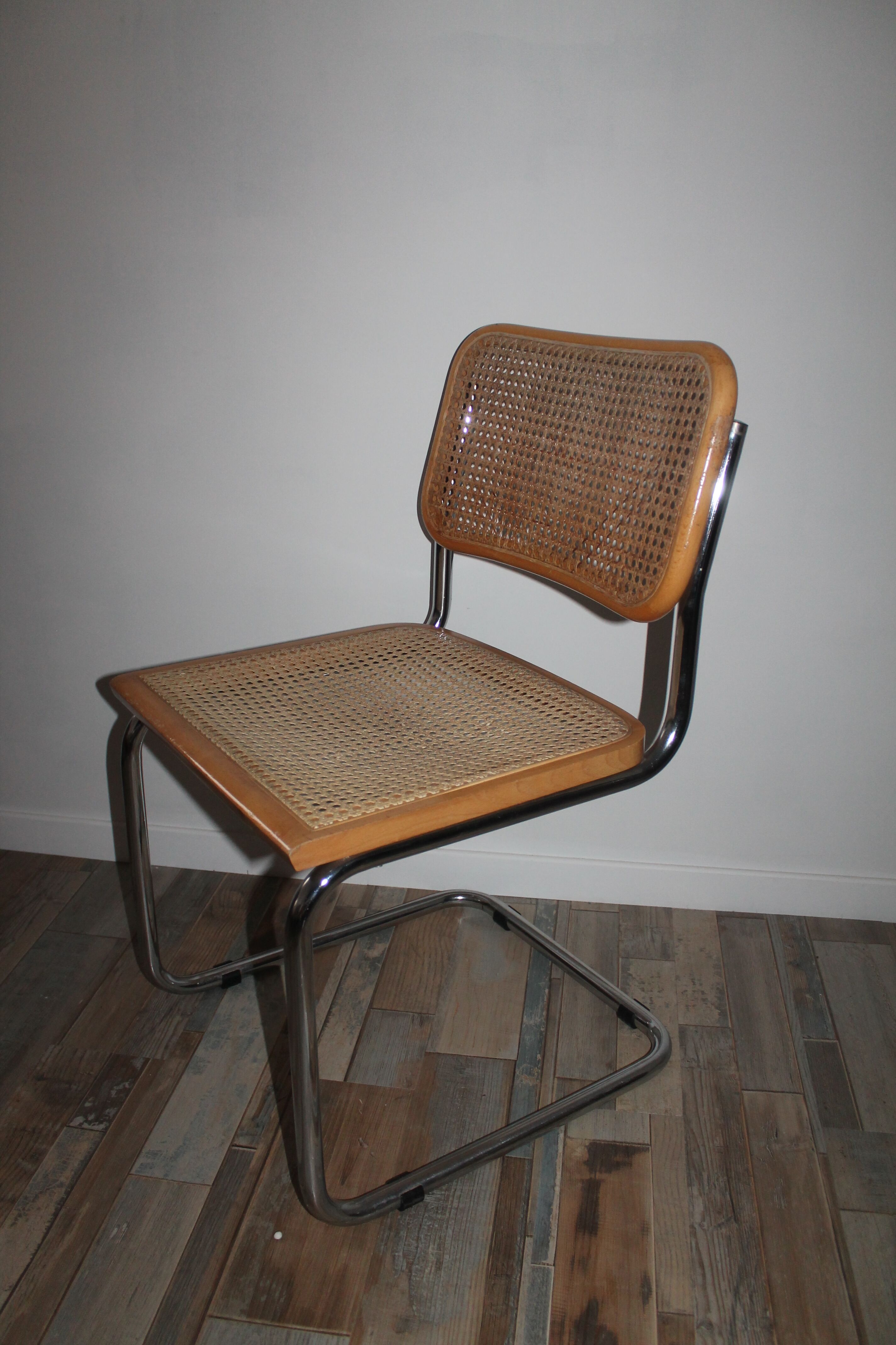 Lot 4 chaises Marcel Breuer Cesca B32