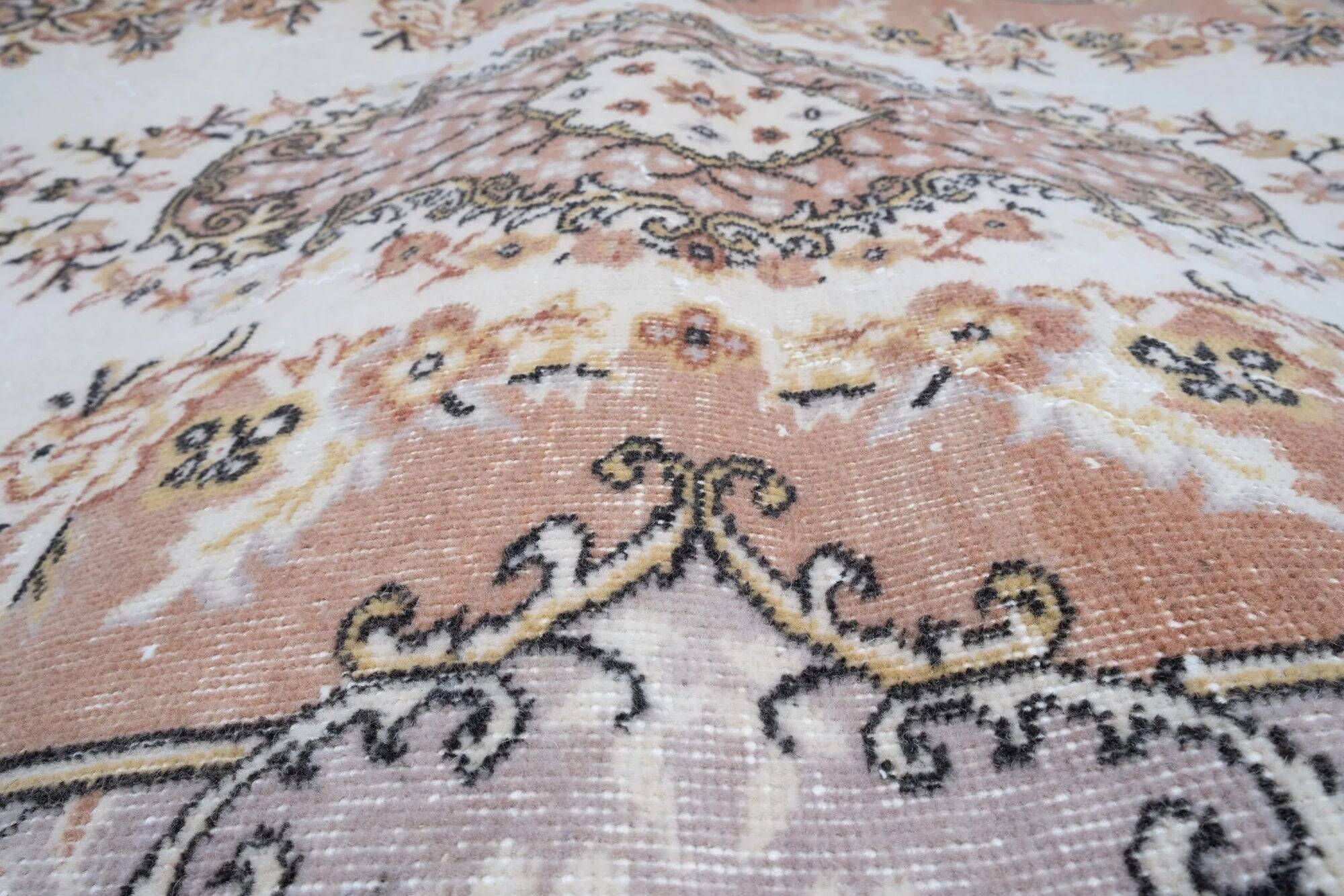 Vintage Turkish handmade rug 114x207 cm