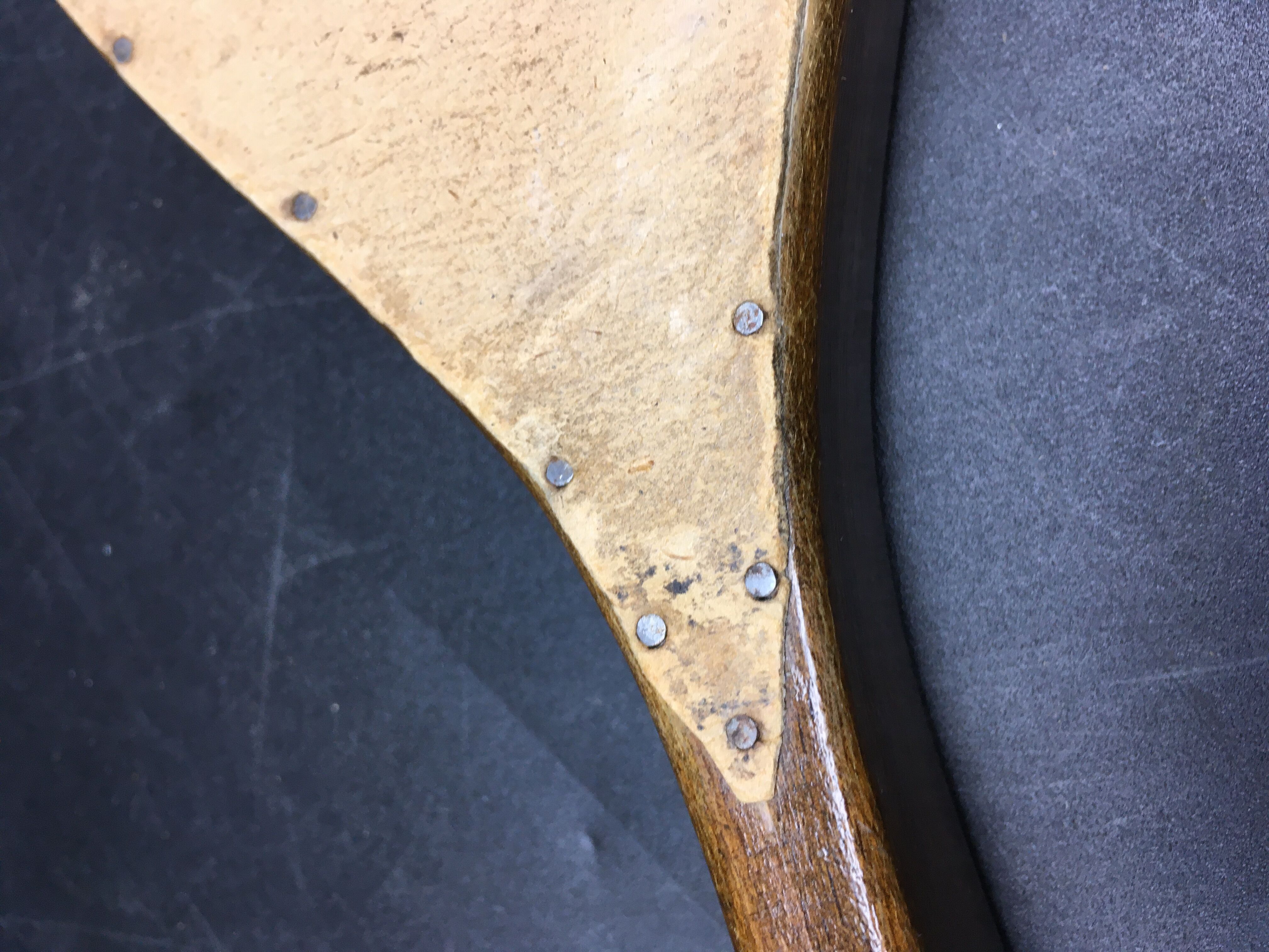 Hand-facing mirror in vintage wood year 70