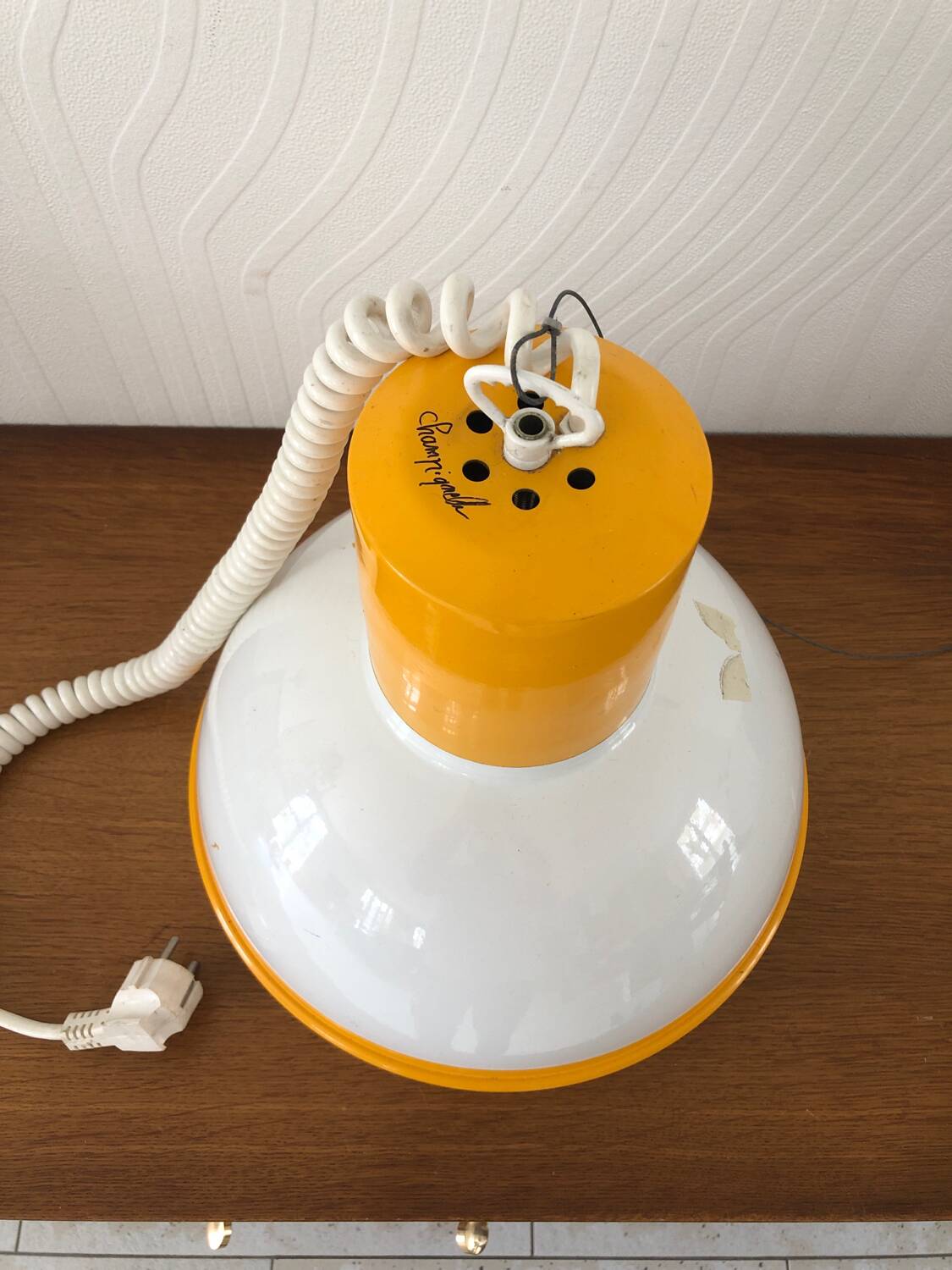 Vintage yellow Cubi Spot industrial pendant light