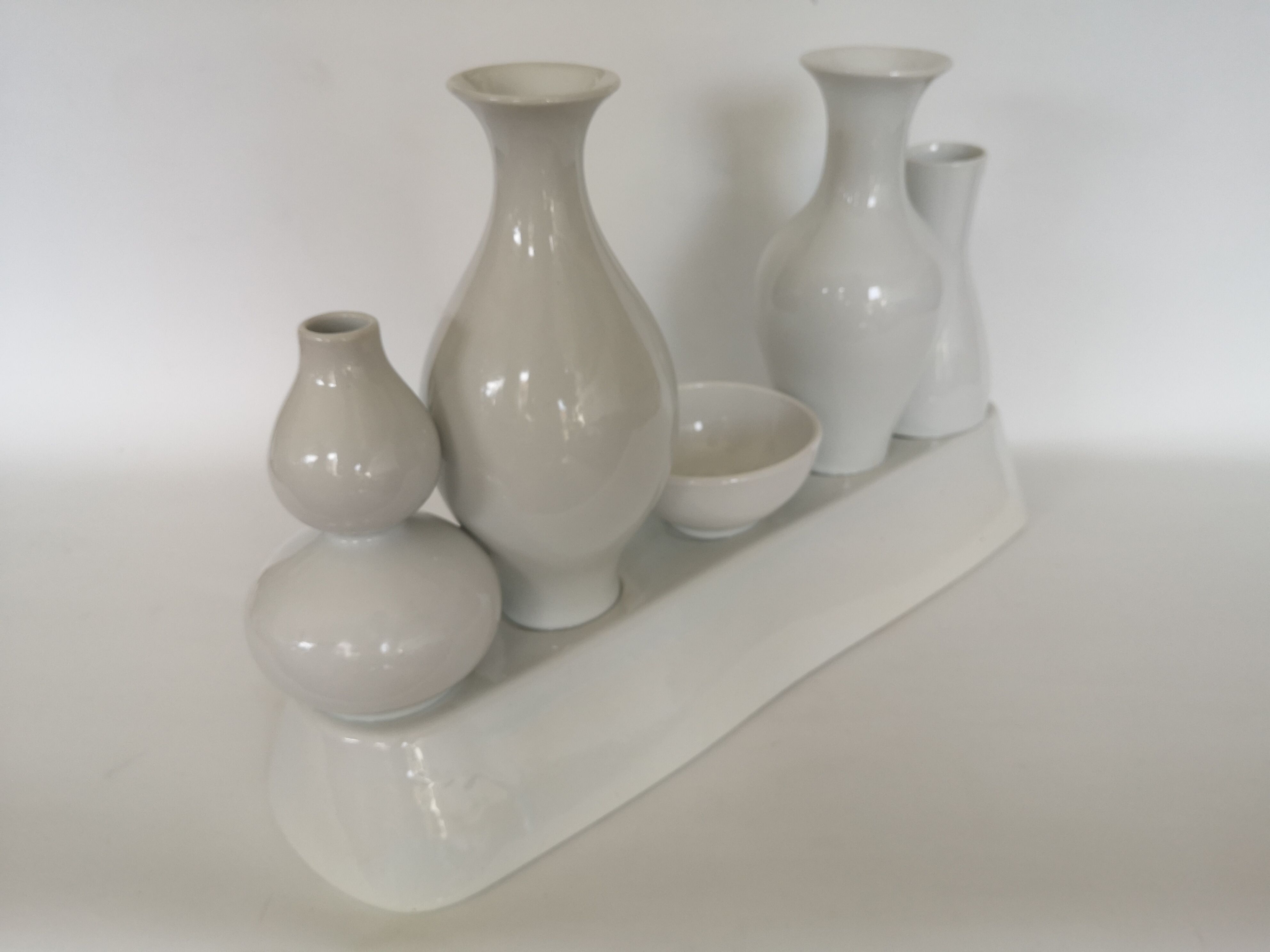 Set of 5 ceramic vases