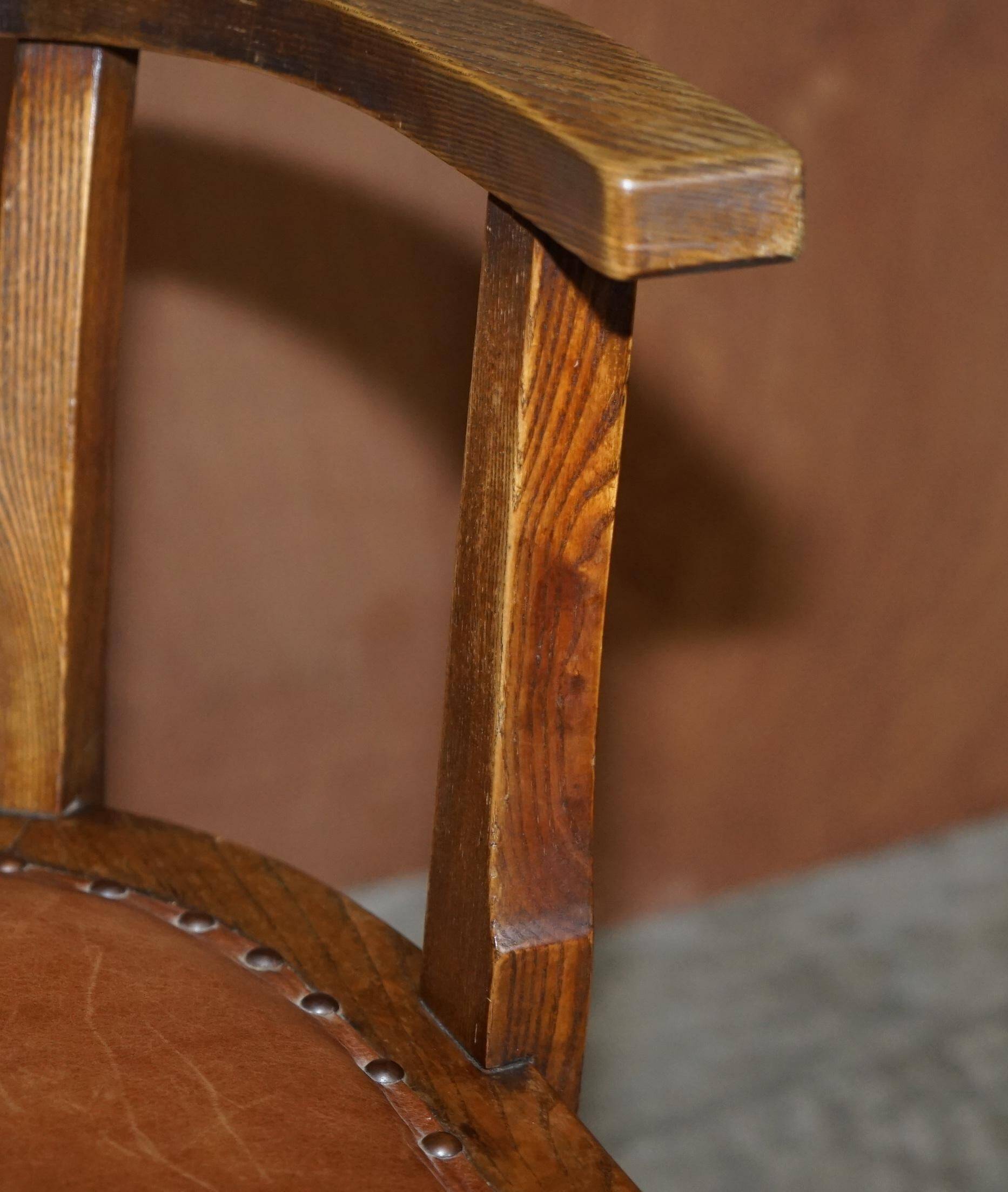 Fauteuil de directeur ancien circa 1900 époque Édouardien en cuir