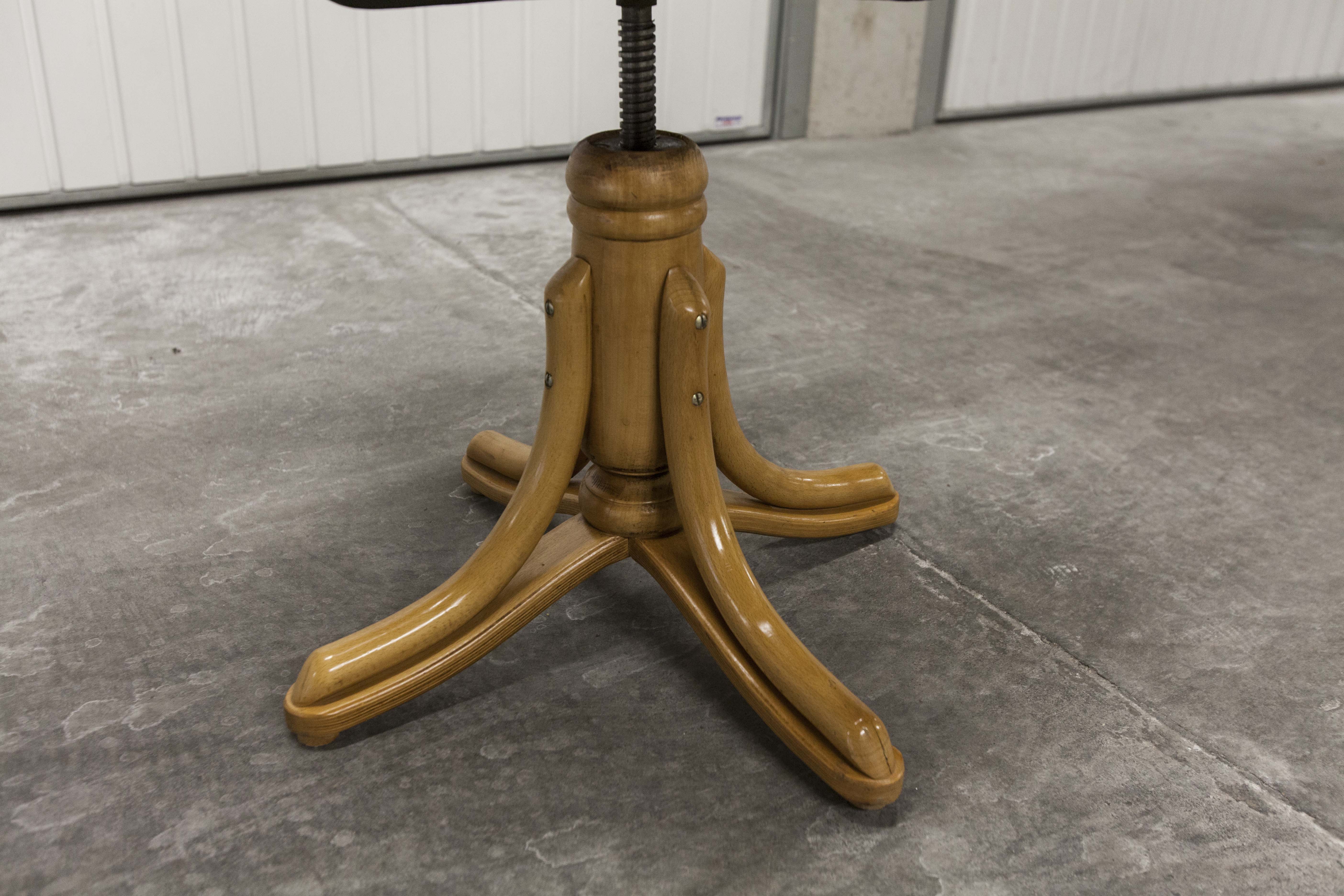 Thonet swivel armchair