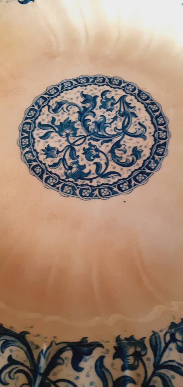 Gien earthenware hollow serving dish circa 1880