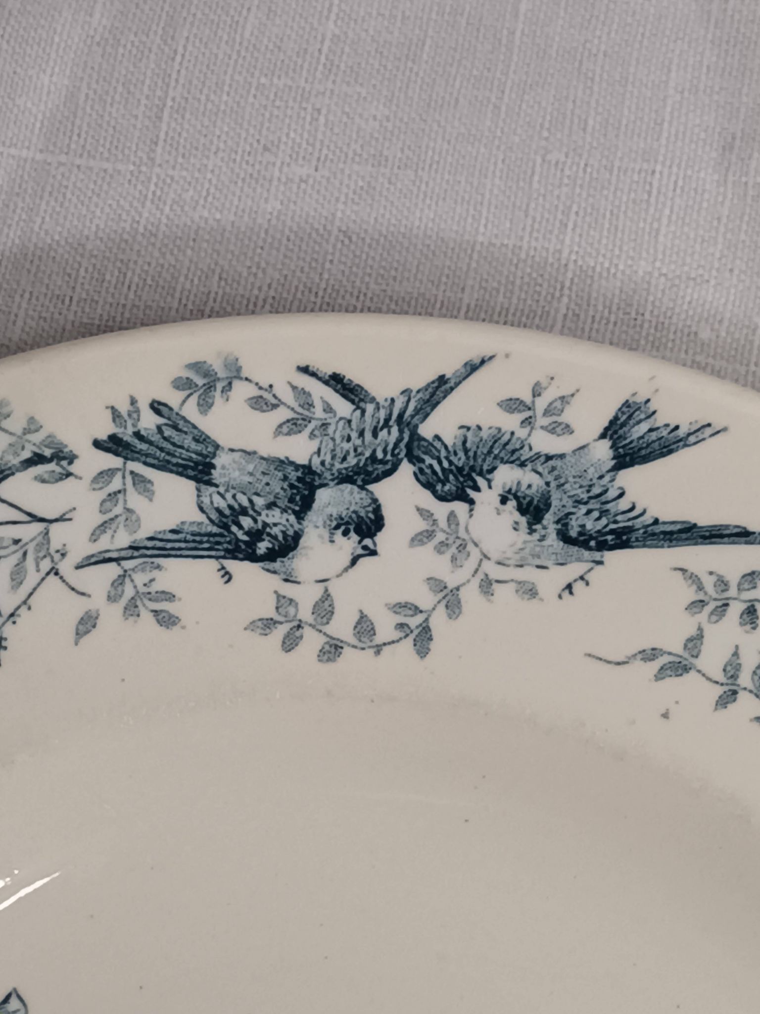Set of three plates