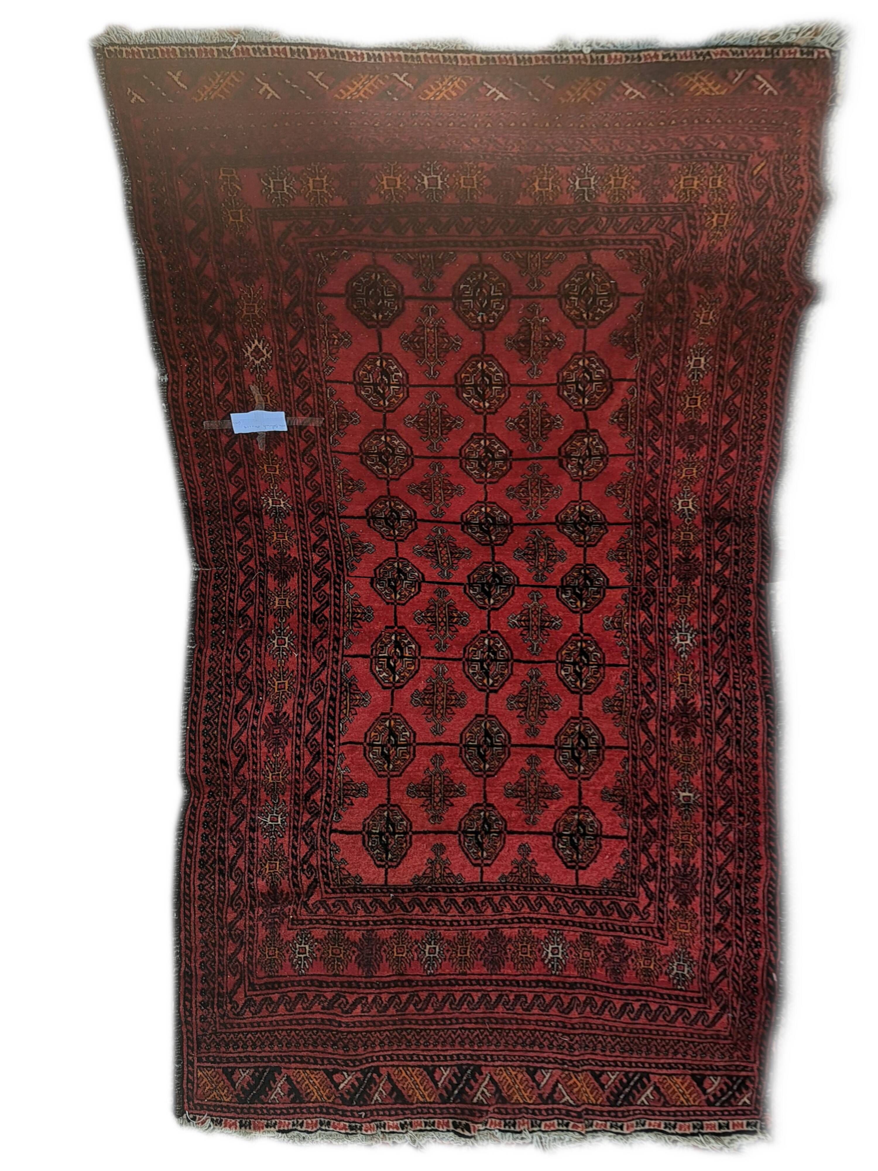 Tapis Belouch / Baloutche, rouge et noir, 125x230cm, Iran