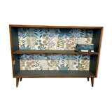 Small vintage library