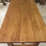 Farmhouse table in solid oak