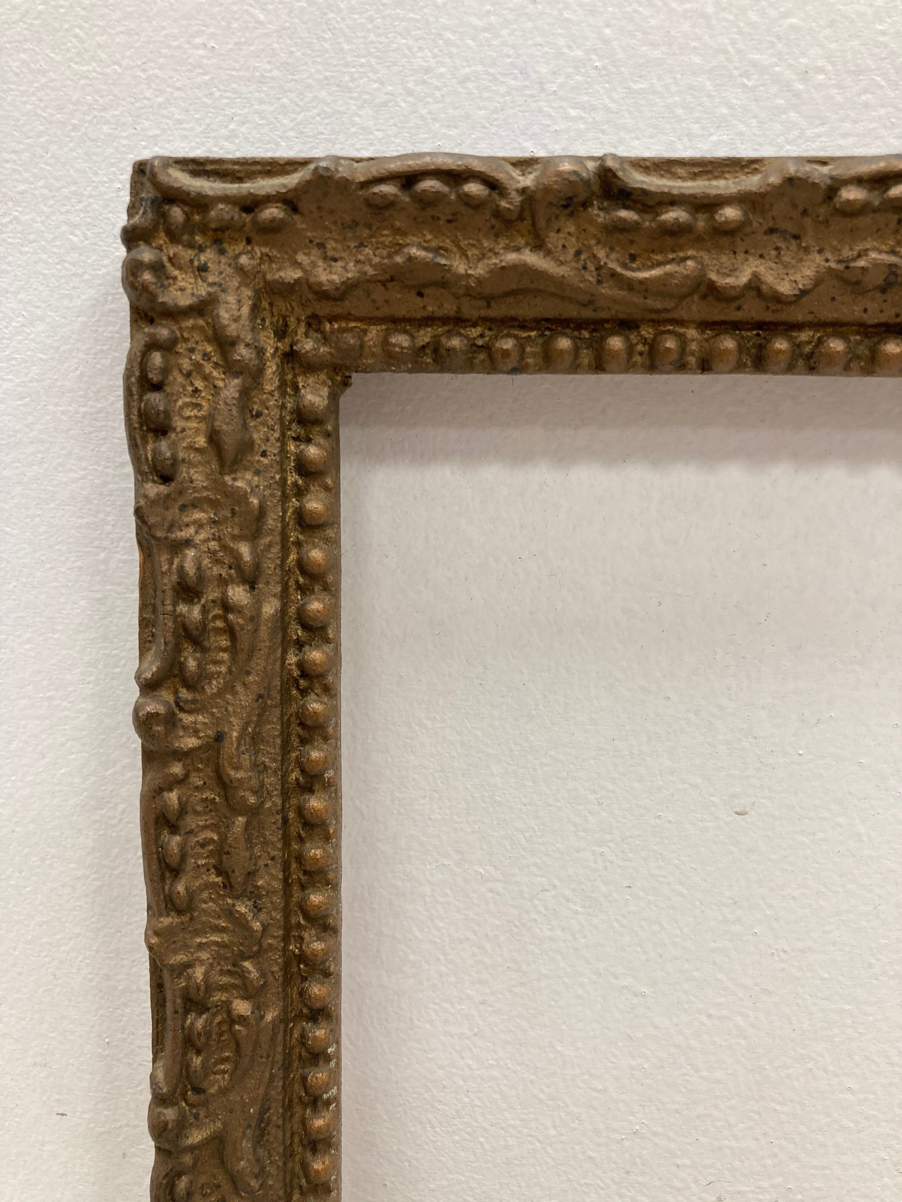 Cadre vintage vieil or