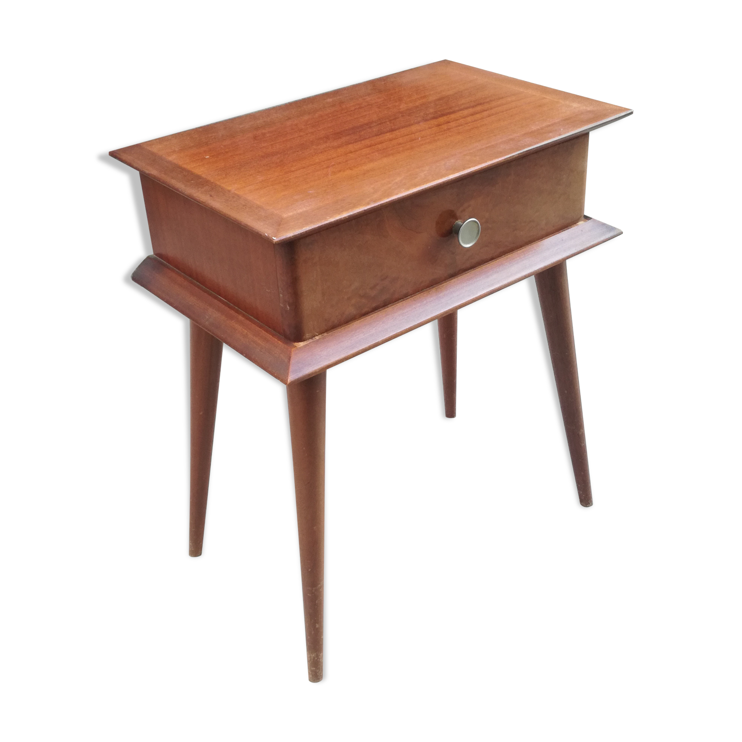 Bedside compass feet