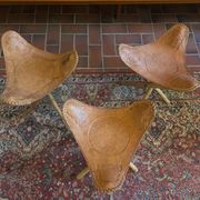Tabourets tripodes mexicain vintage en bambou et cuir
