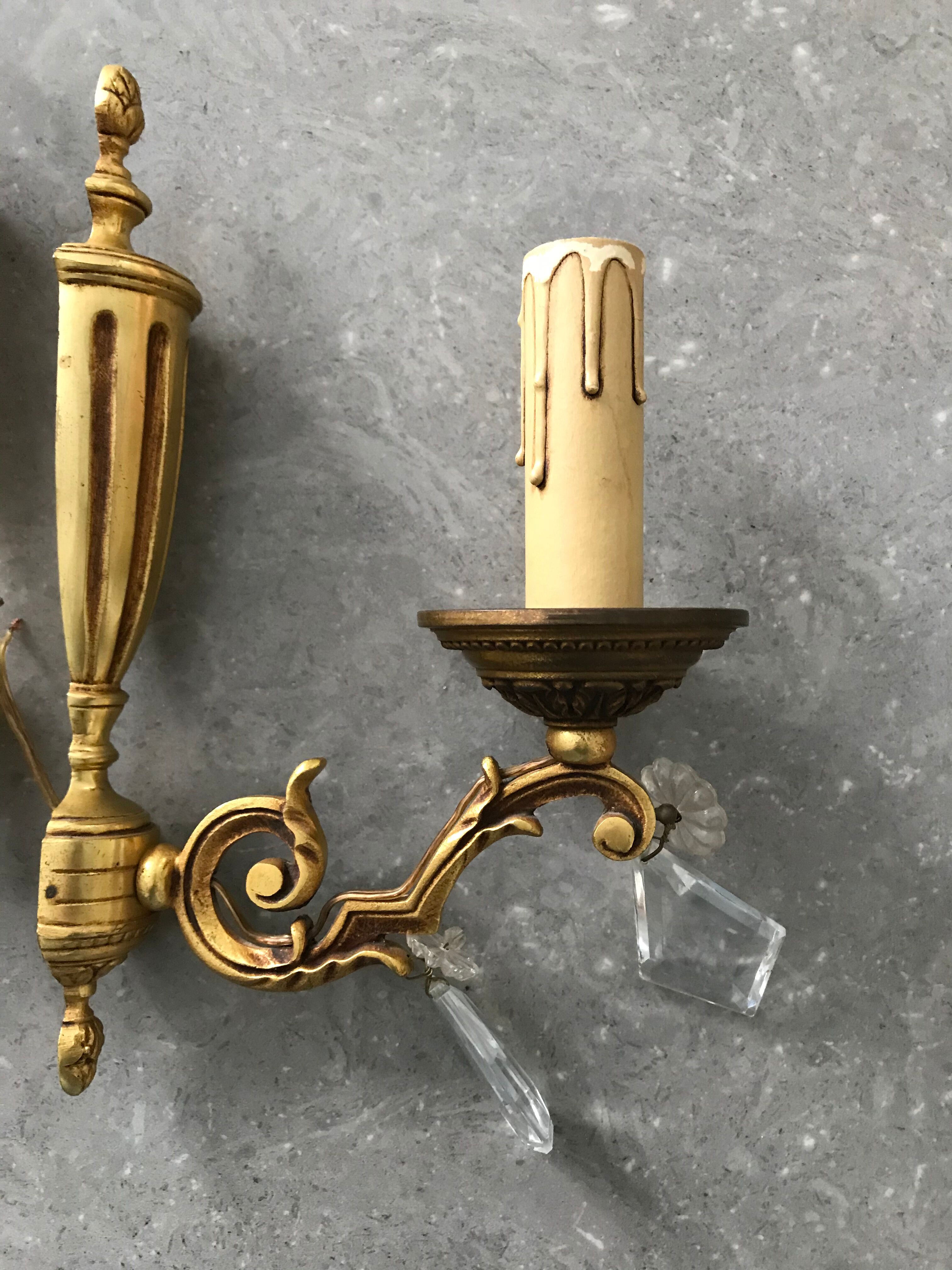 Paire d'applique Louis XVI bronze avec pampilles
