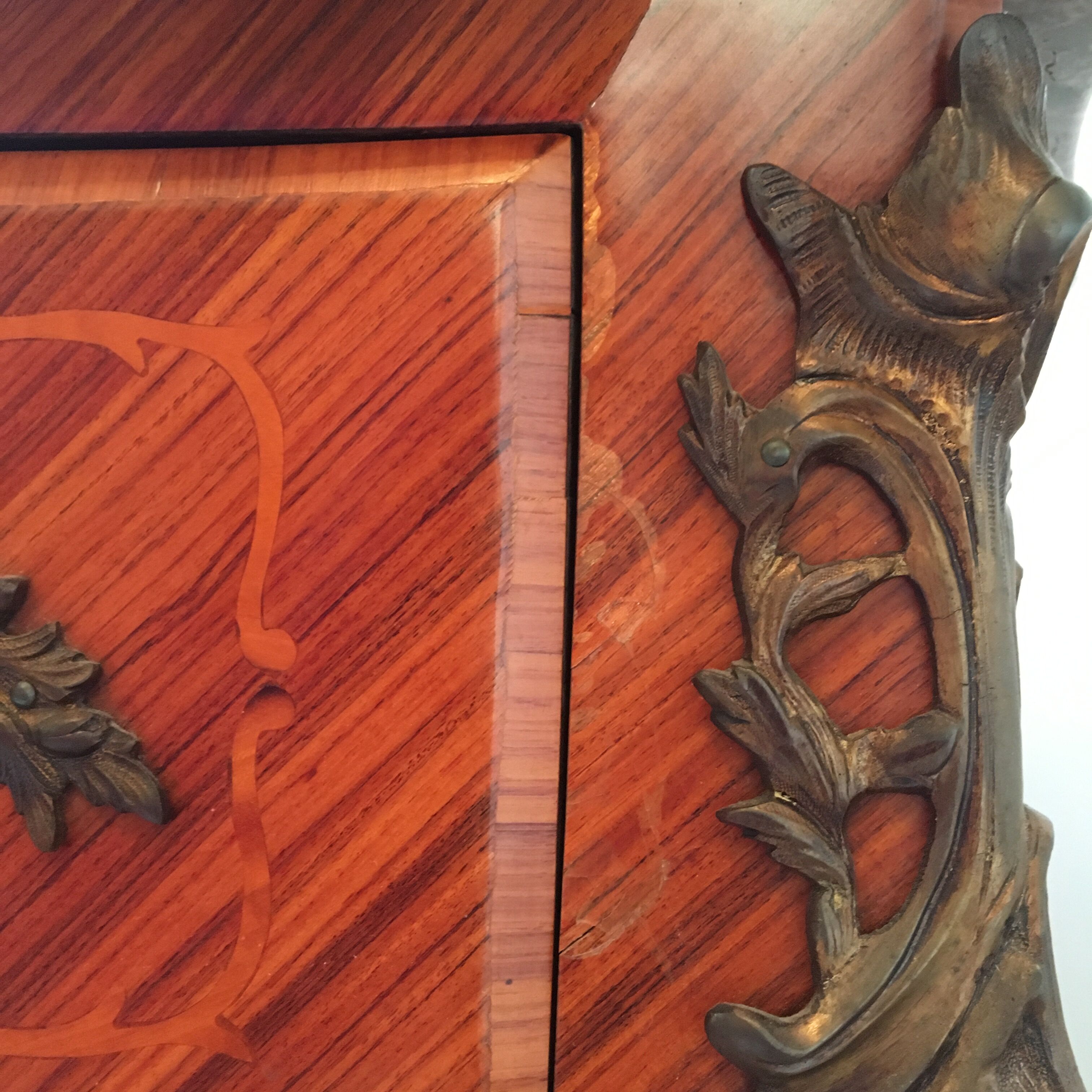 Commode tombeau marqueterie style louis xv