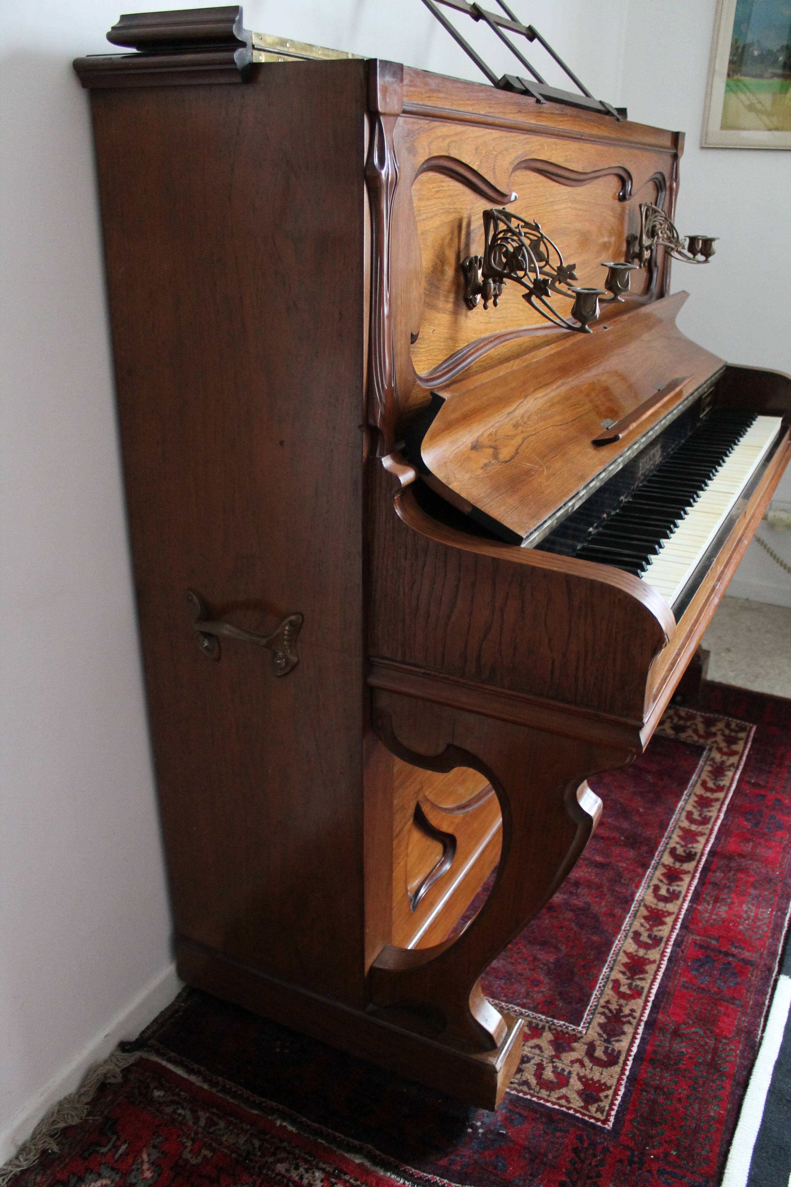 PIANO'PLEYEL' art nouveau year 1920
