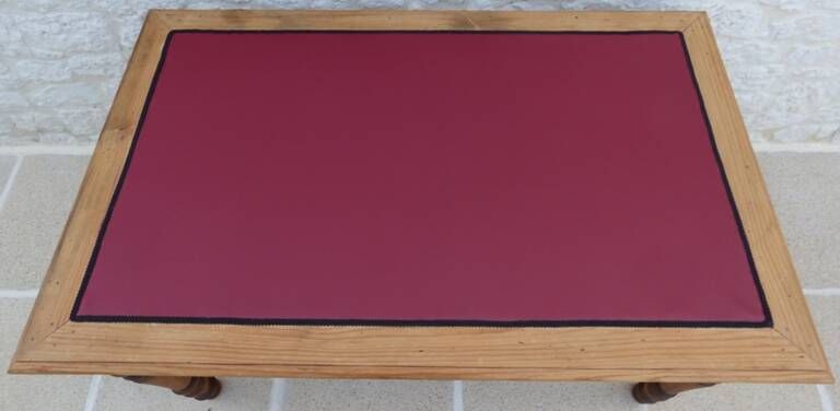 Antique desk with 2 drawers and burgundy faux leather top - Very good condition -