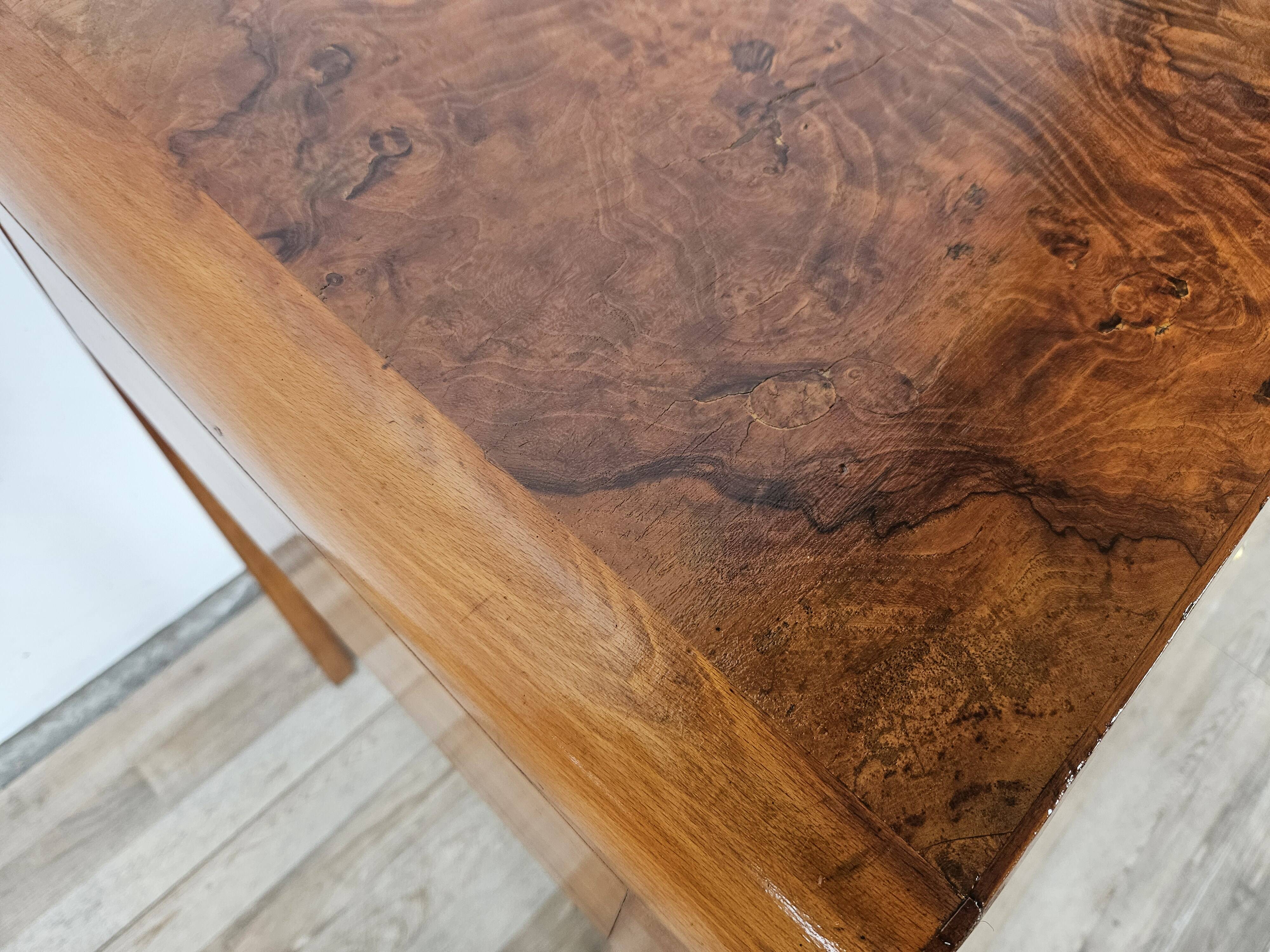 1950s Art Decò writing desk in walnut burl and blond walnut