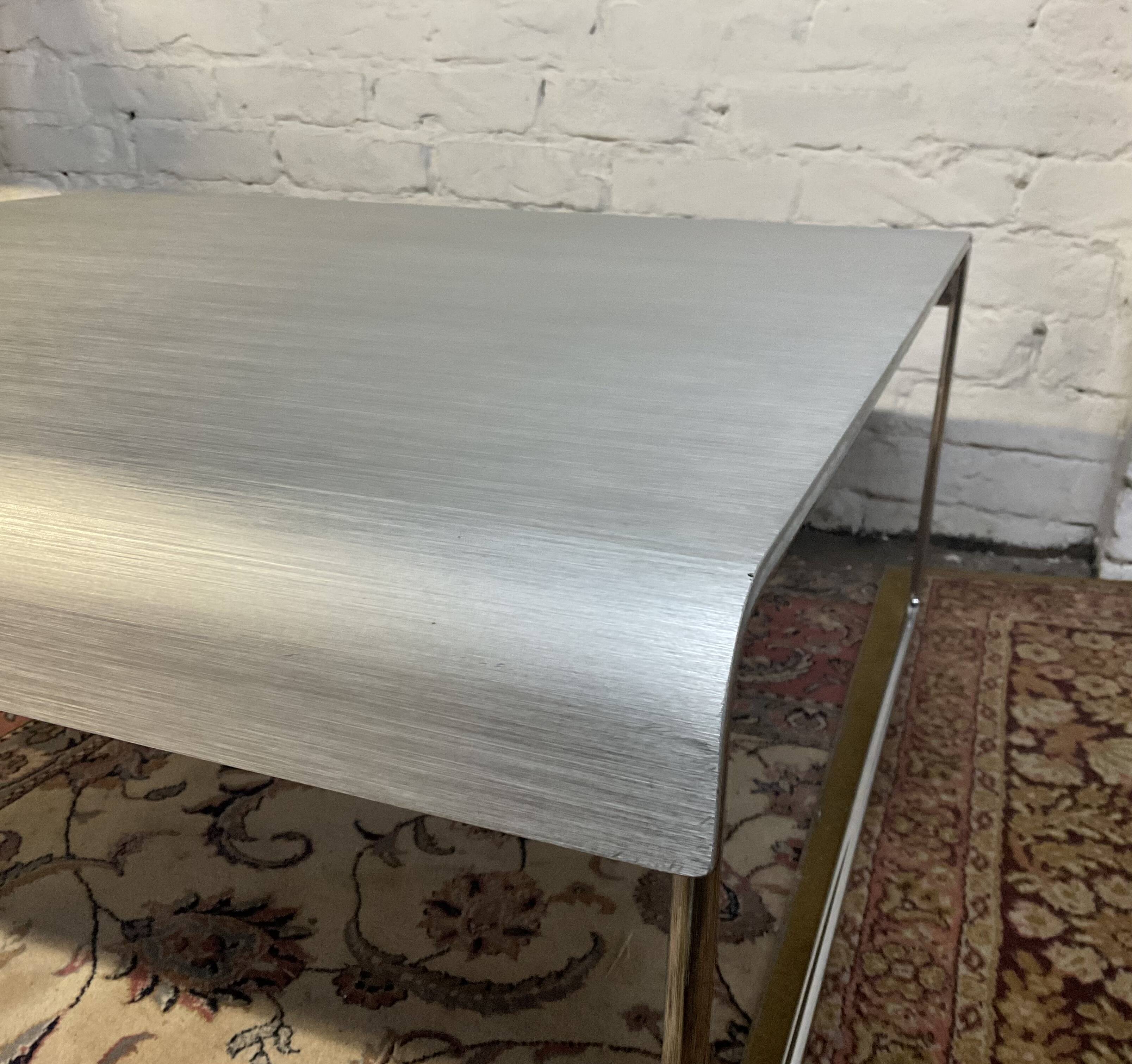 Cassina coffee table by Piero Lissoni