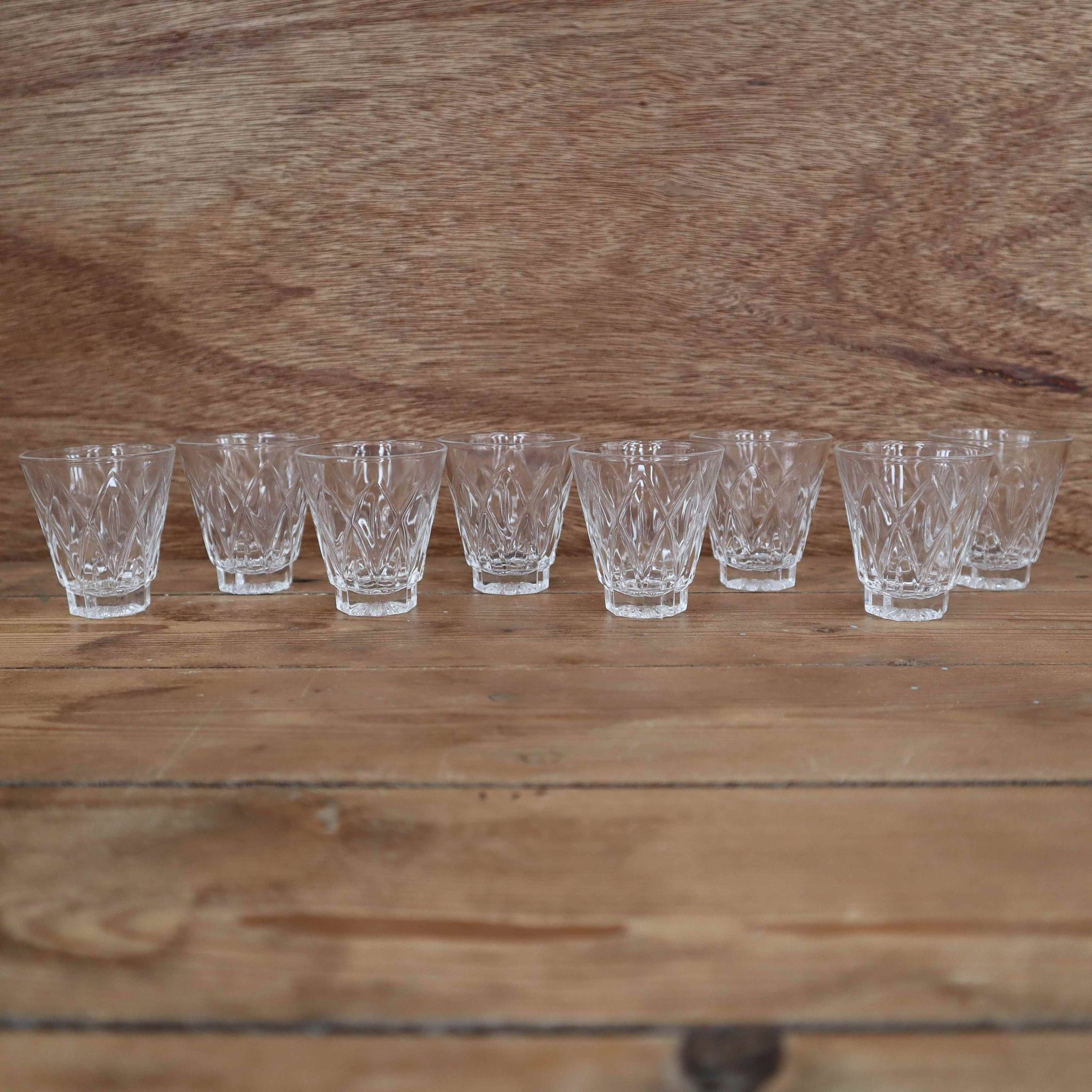 Set of 8 Arlequin liqueur glasses in Reims crystal glass 1950