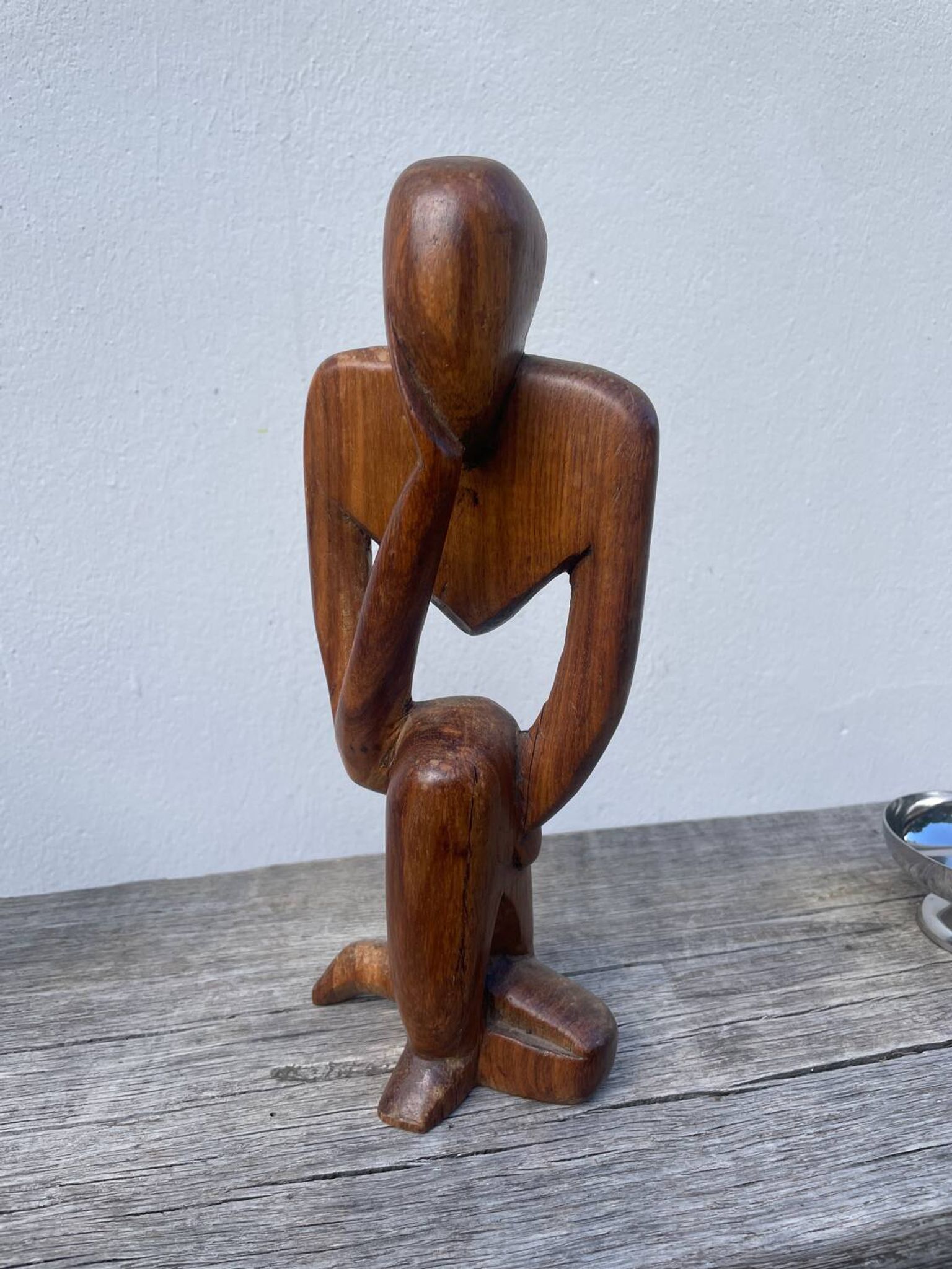 Wooden statuette sculpture, free form