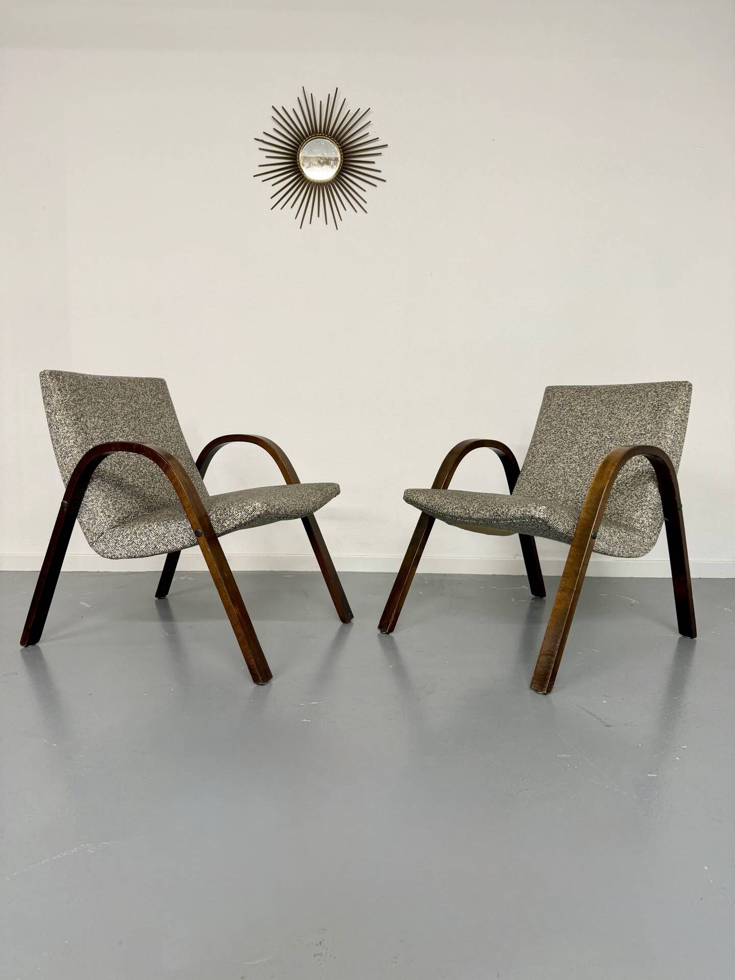 Set of 2 vintage design Bow-Wood Steiner armchairs, 1950s.