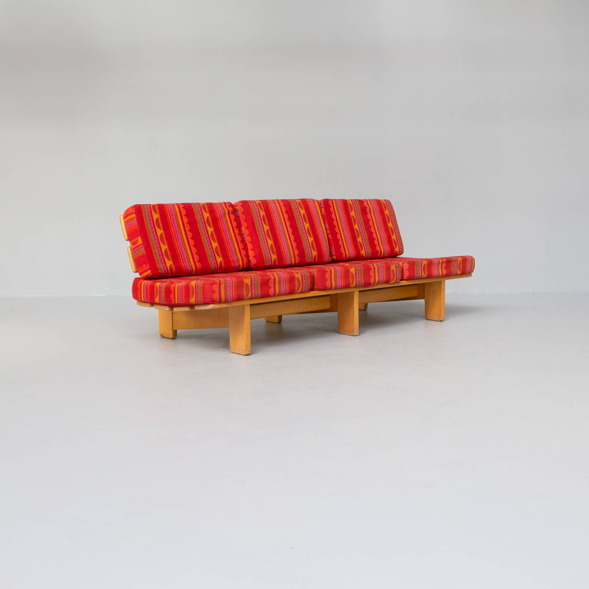 80s low three seat slatted bench / sofa