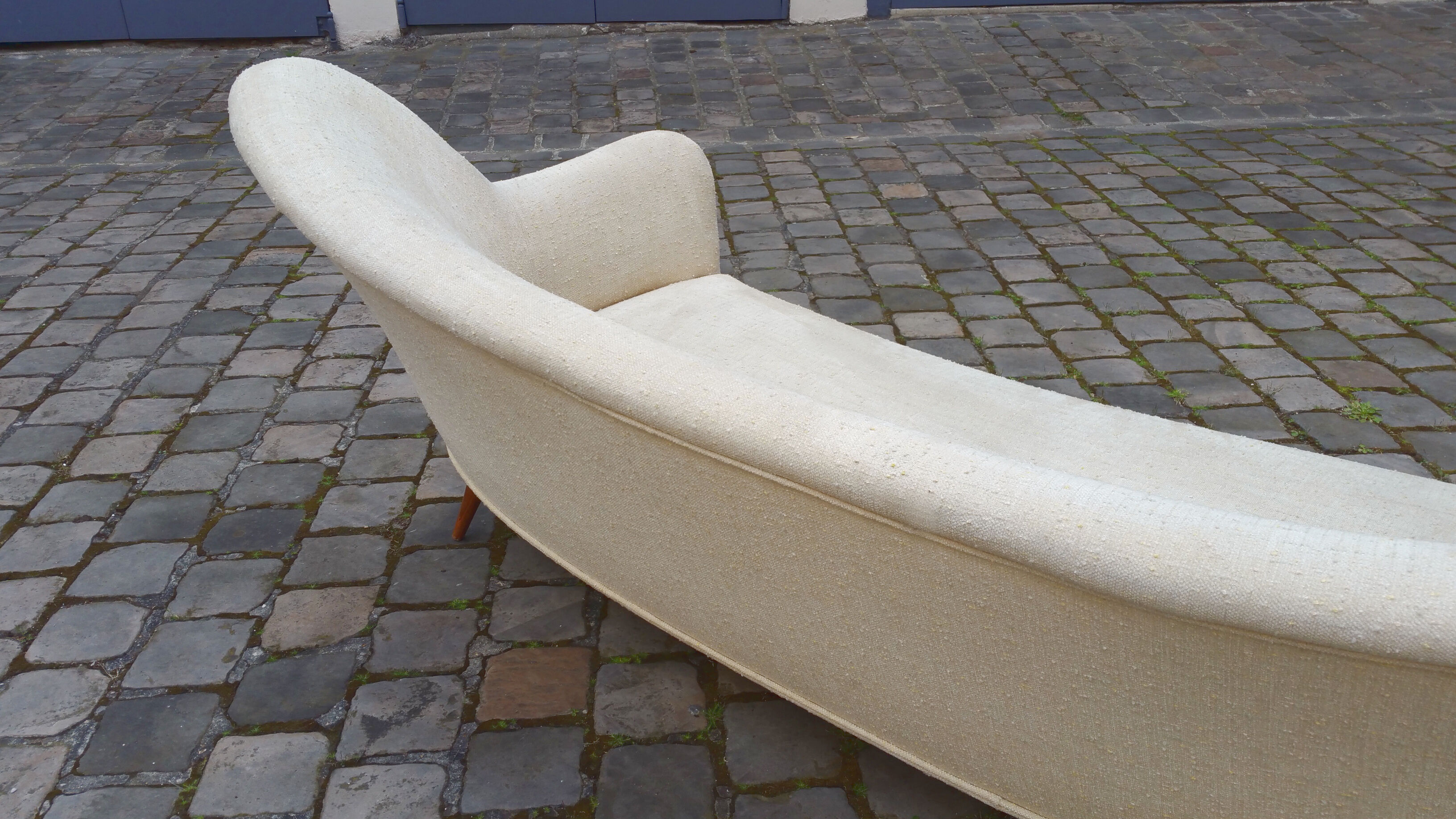 Sofa chaise sculptural Arc asymmetrical Swedish 50s/60s