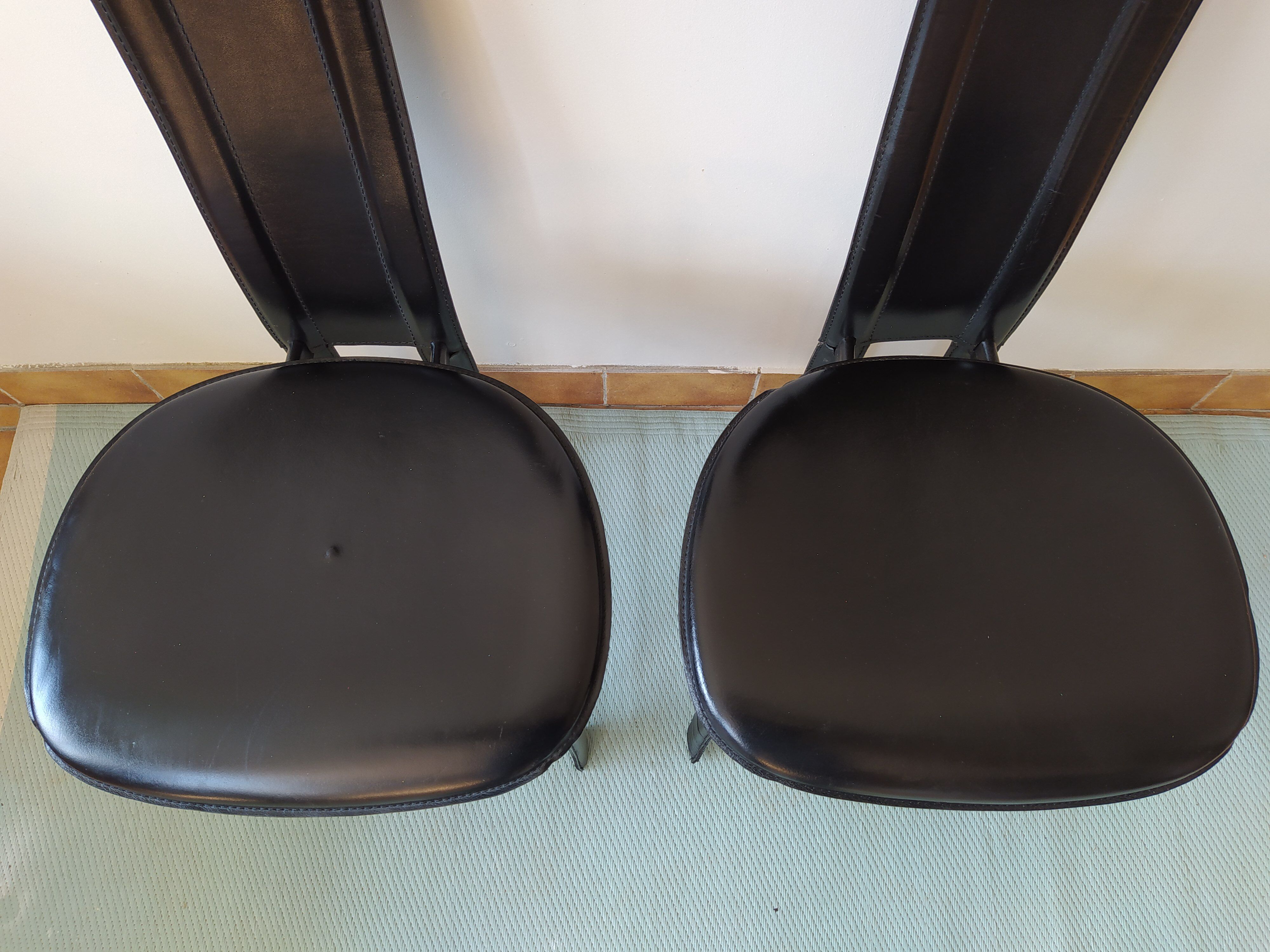 Pair of chairs Alice Giorgio Cattelan black leather