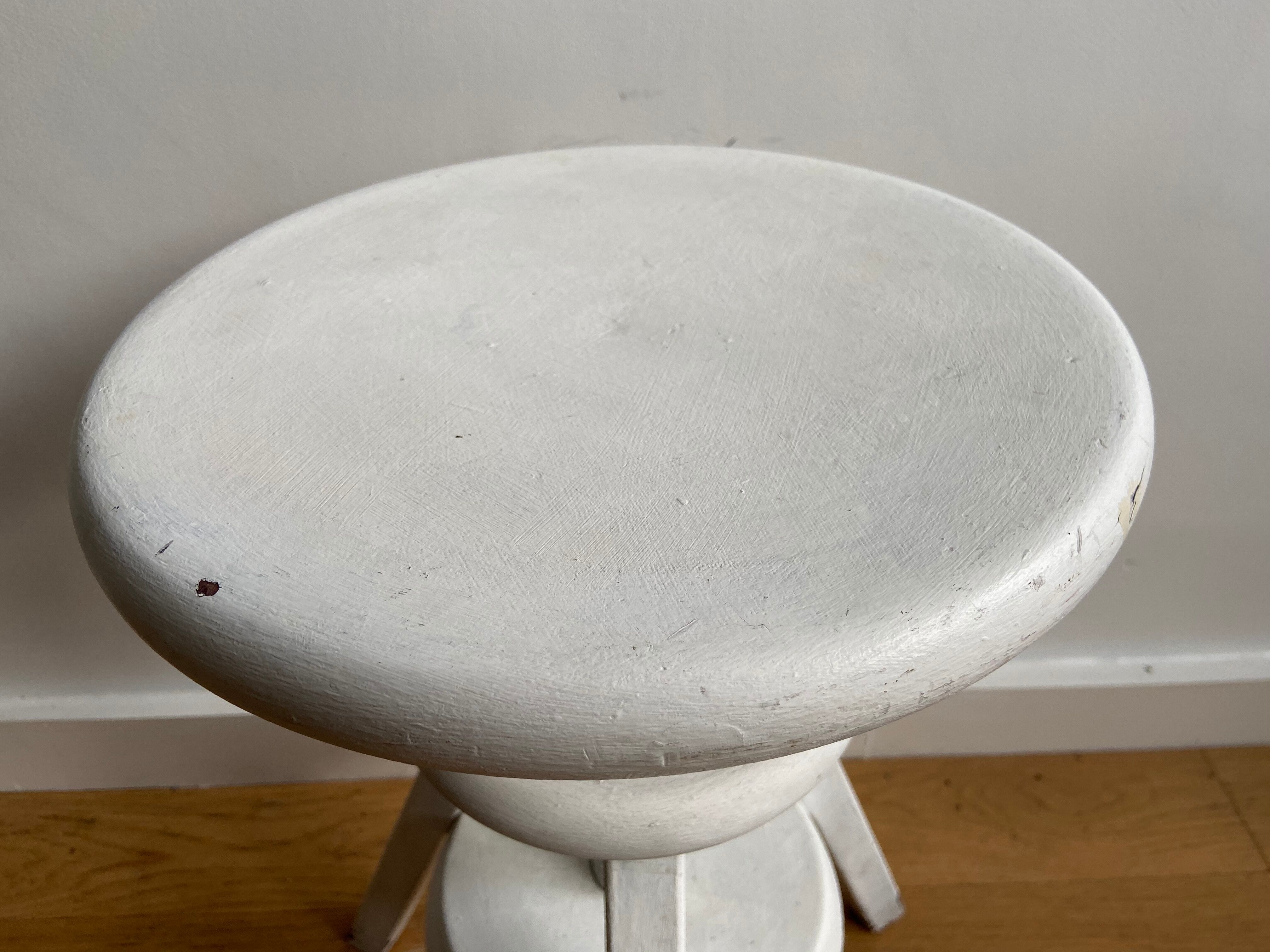 White-wood architect's snuff