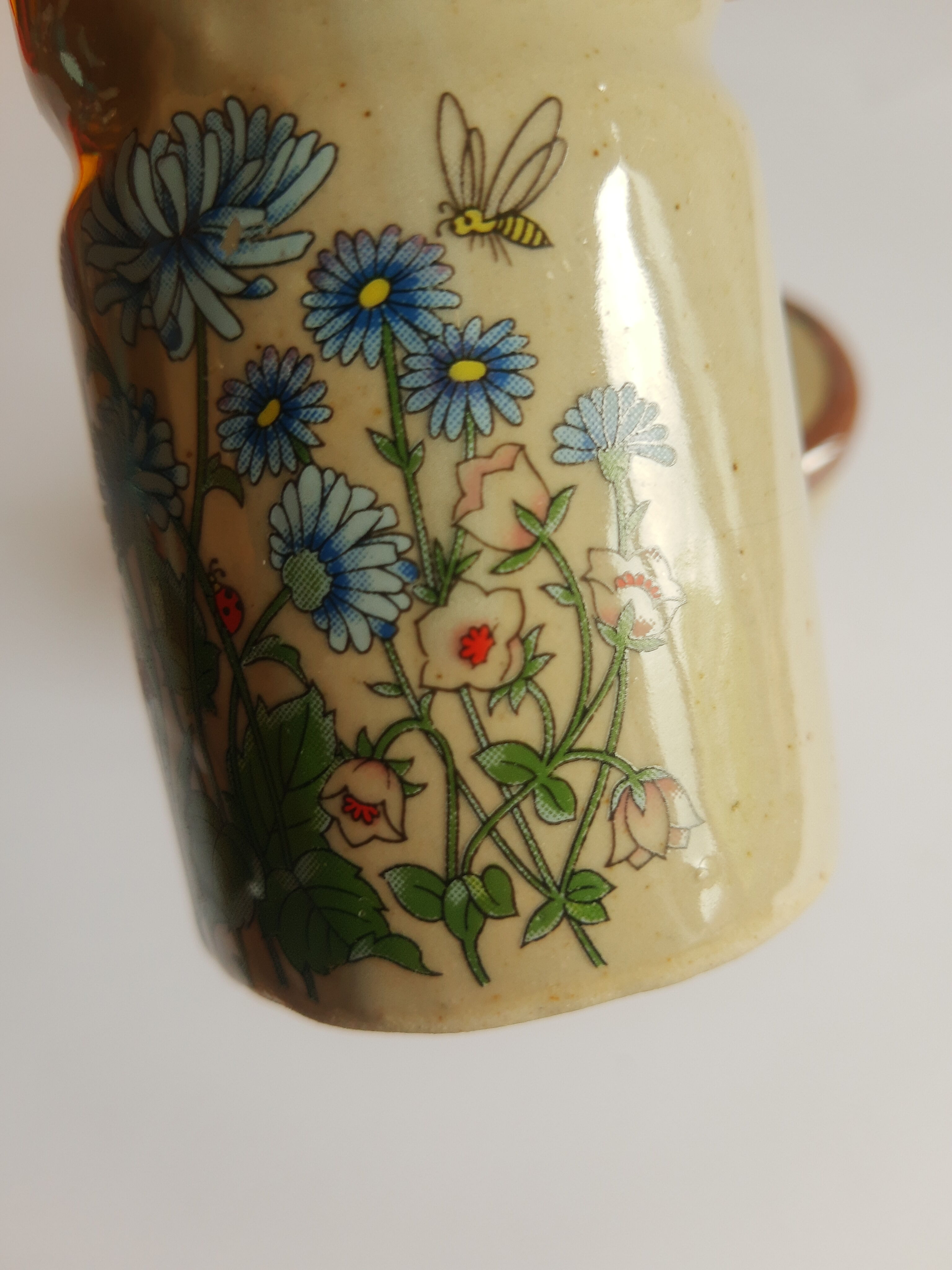 Set salière et poivrier en grès décor floral vintage