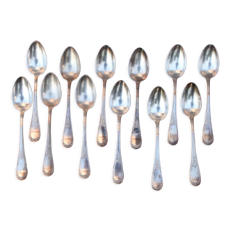 Set of 12 dessert spoons in silver metal