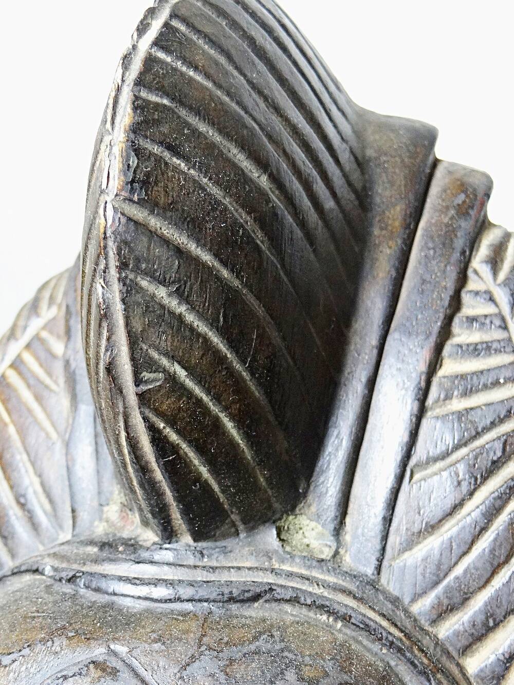 Decorative African wall mask in Punu Tsangui style, carved wood, 20th century.