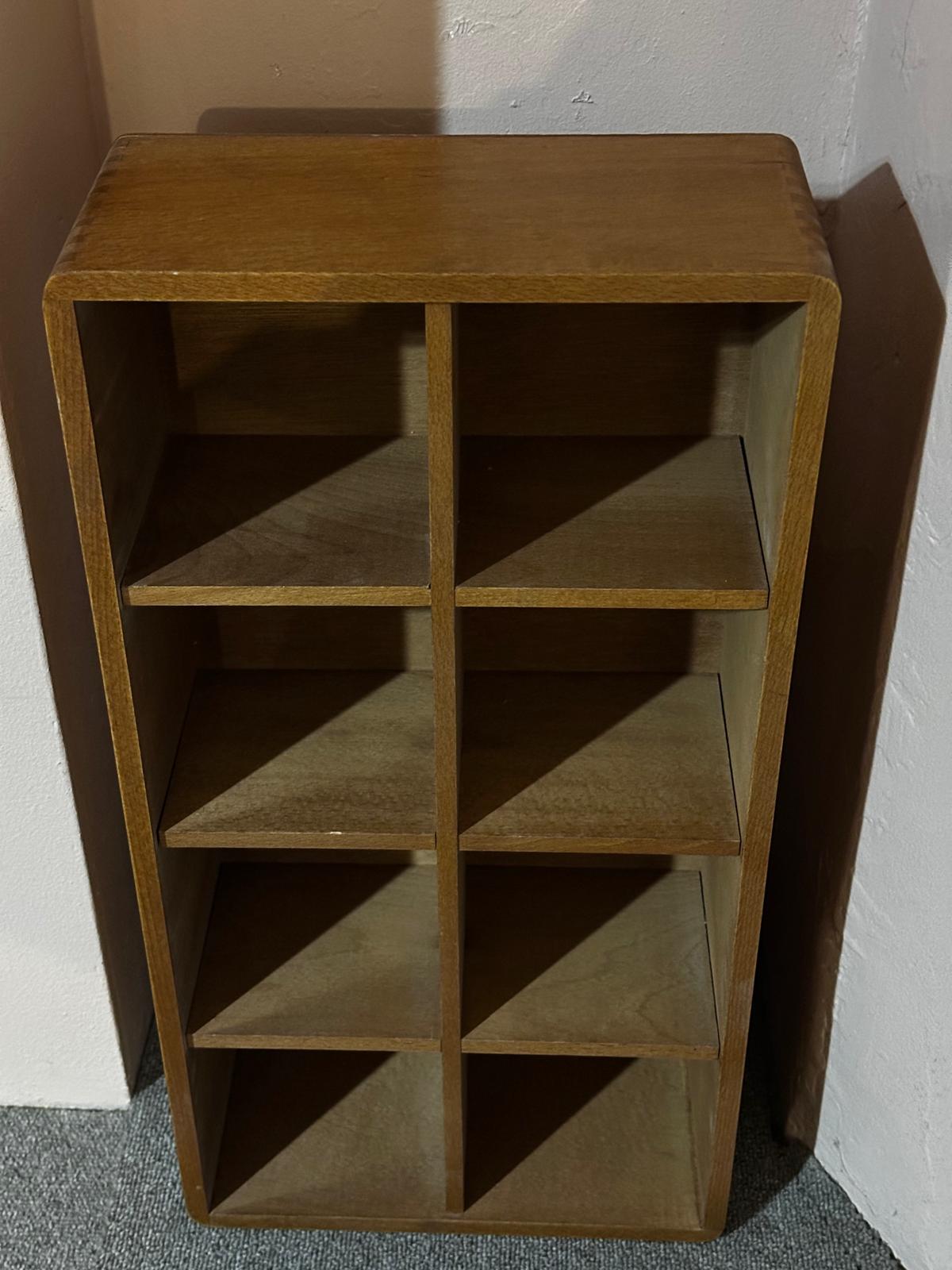 Meuble de rangement 8 cases Mid-Century – assembla