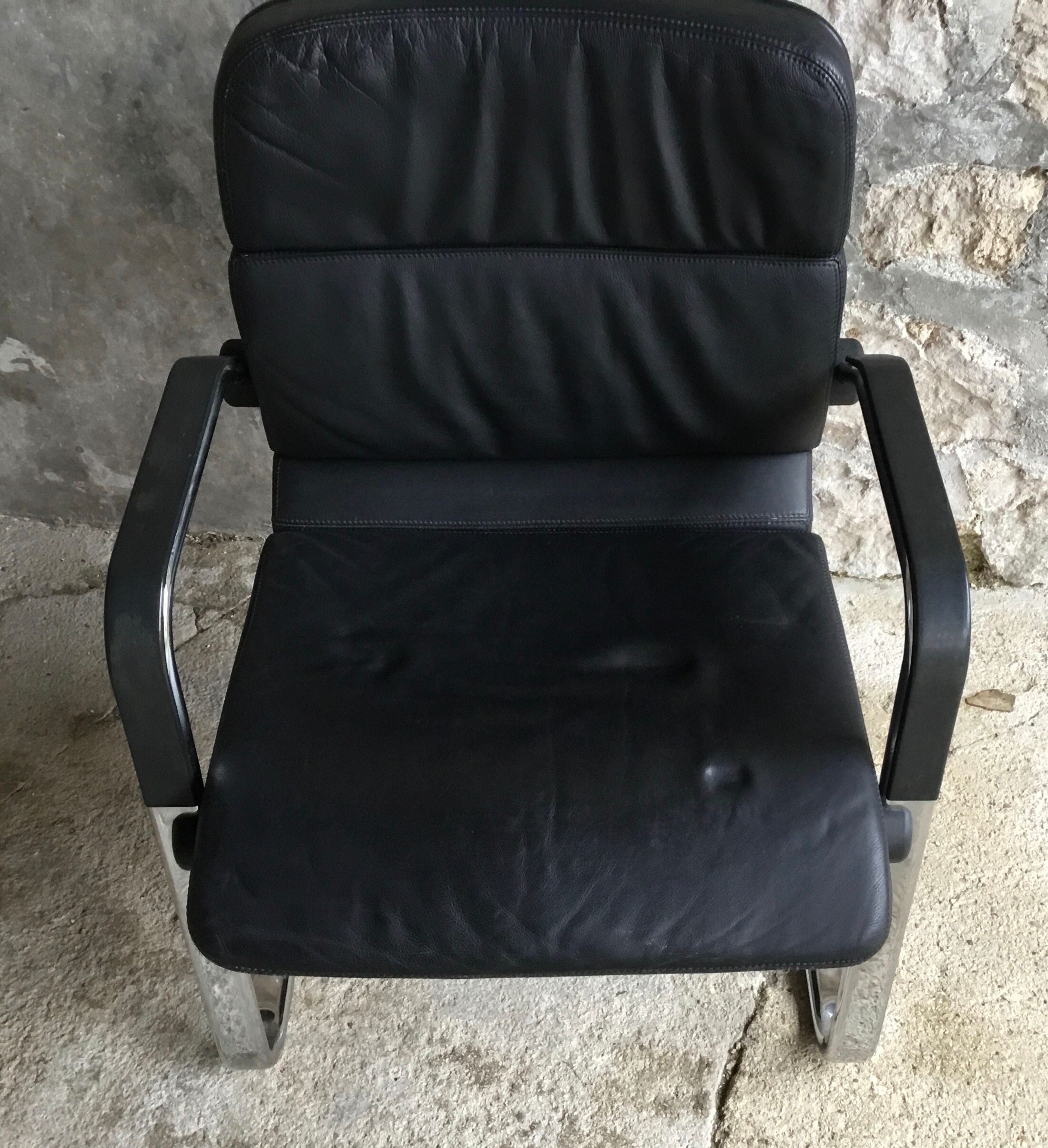 Ahrend Cirkel cantilever recliner desk - black leather - late 20th century