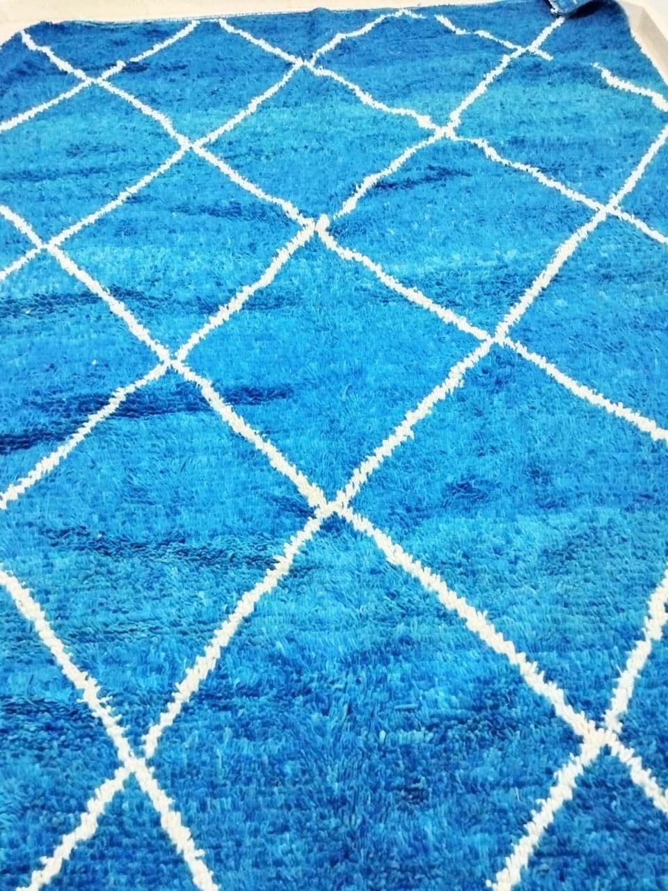Moroccan berber carpet 318x205cm