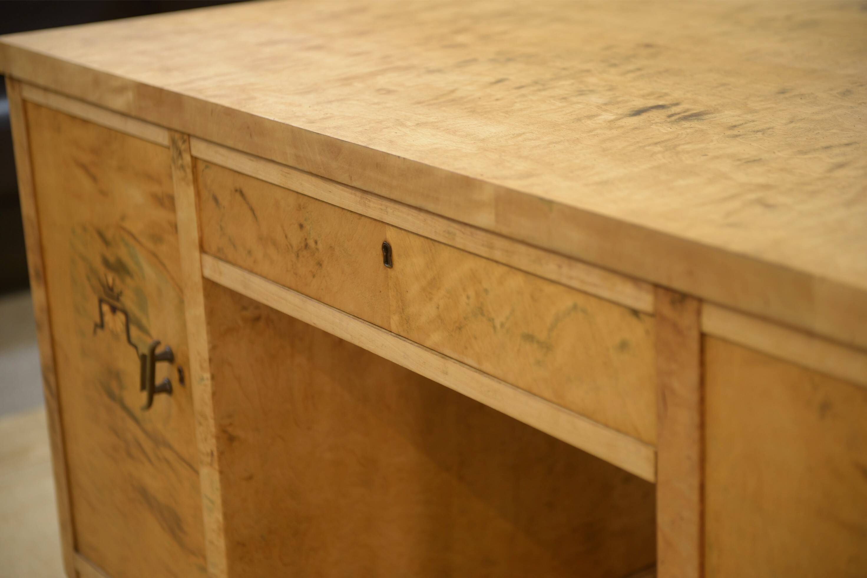 English desk in birch veneer with bee pattern marquetry from the 1950s.