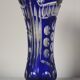 Vase cristal taillé bleu