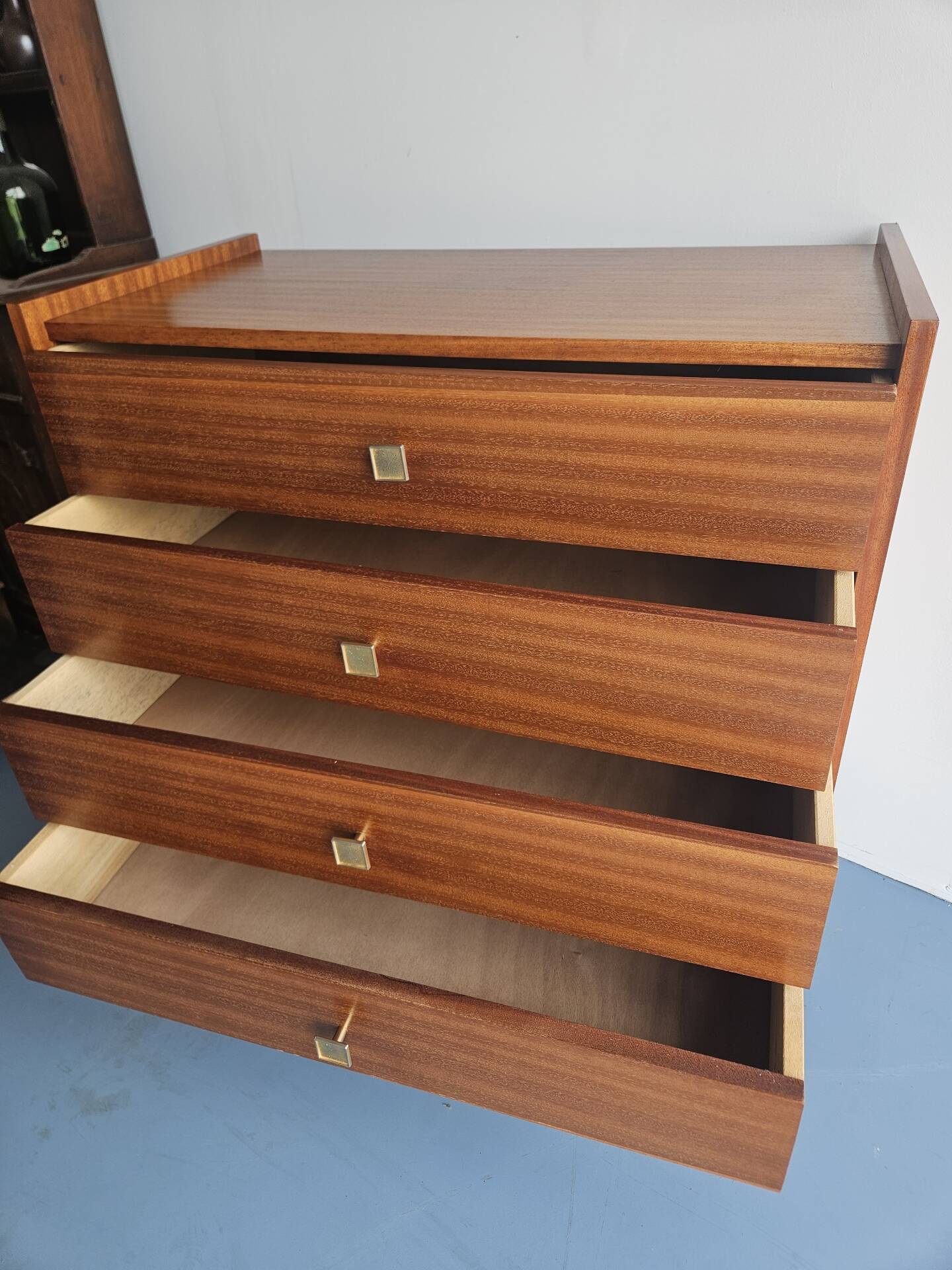 Scandinavian chest of drawers