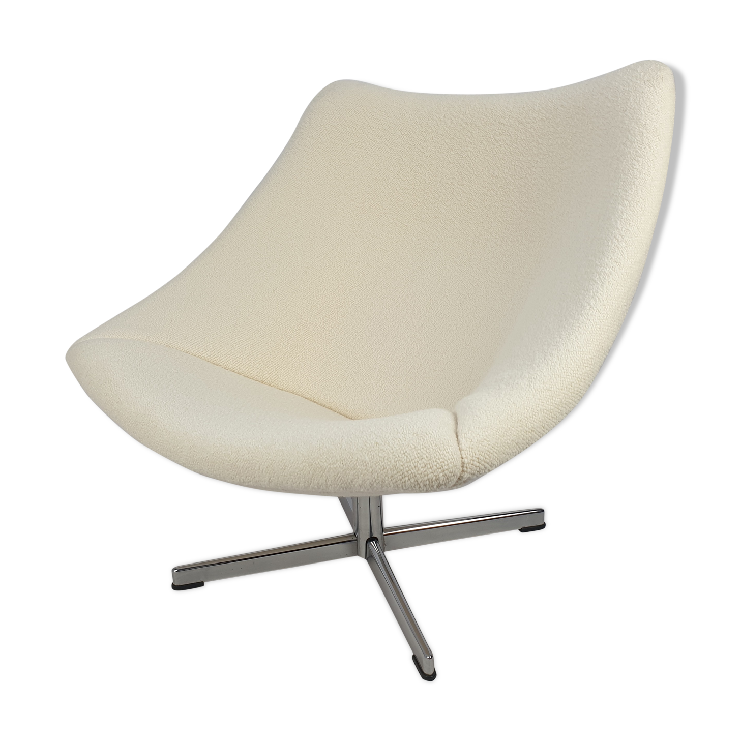 Oyster armchair by Pierre Paulin for Artifort 1965