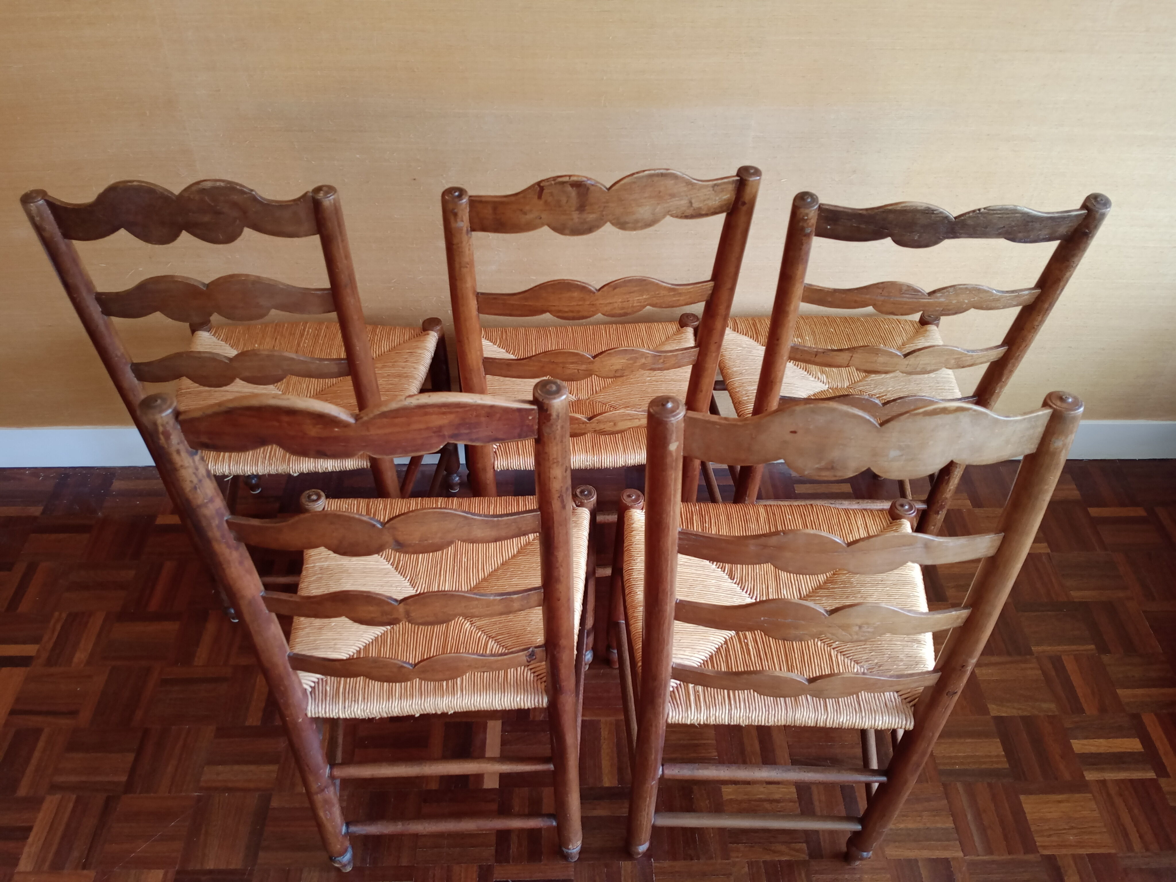 6 old straw chairs 19th