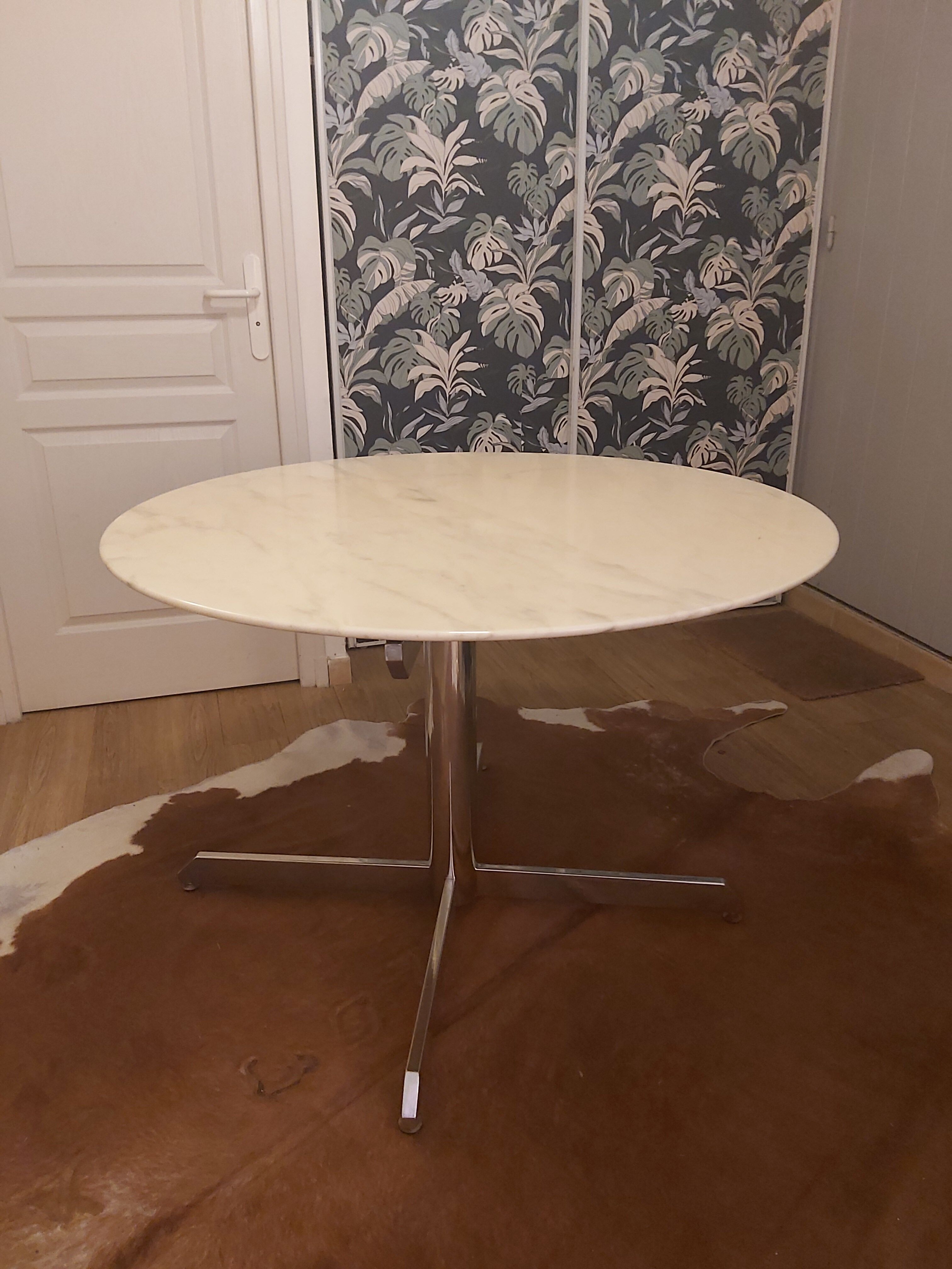 Marble table Roche Bobois 70s