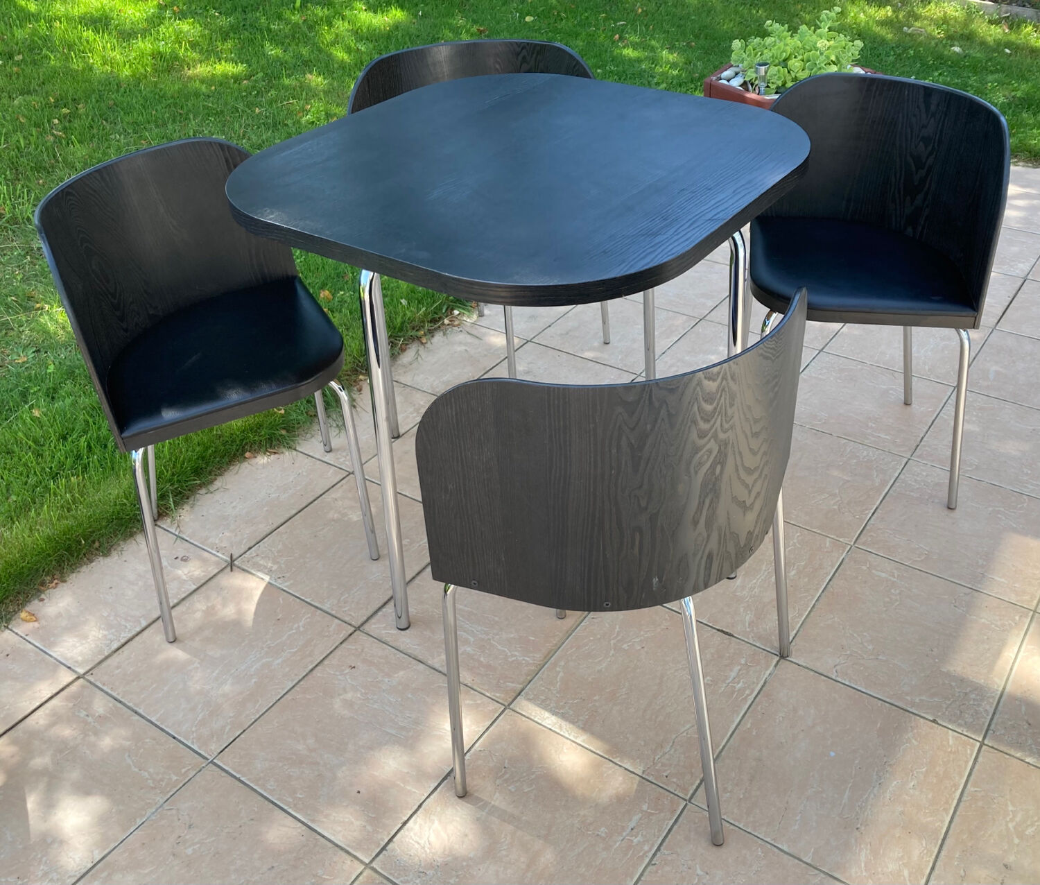 Black set fusion for ikea 1 table with 4 chairs