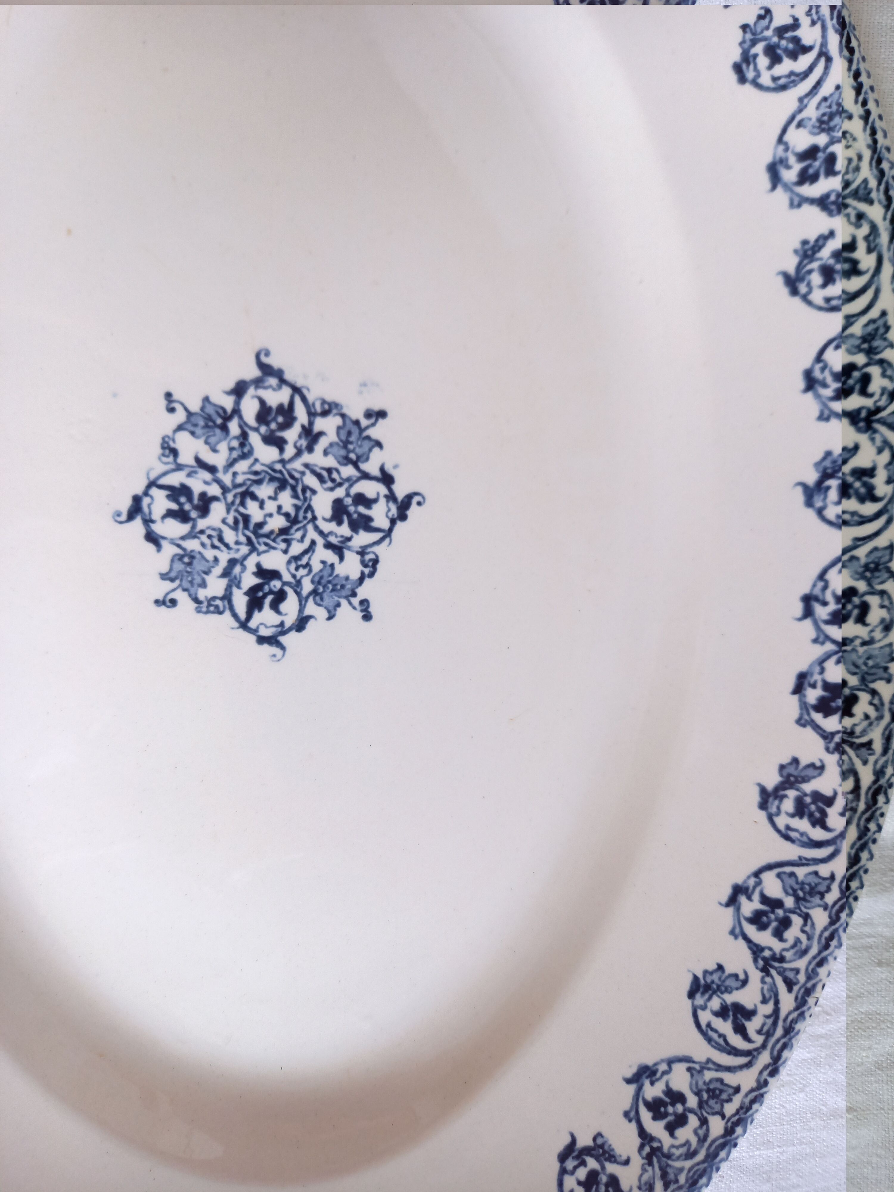 Oval dish Terre de fer, Brienne model, Manufacture HB&Cie
