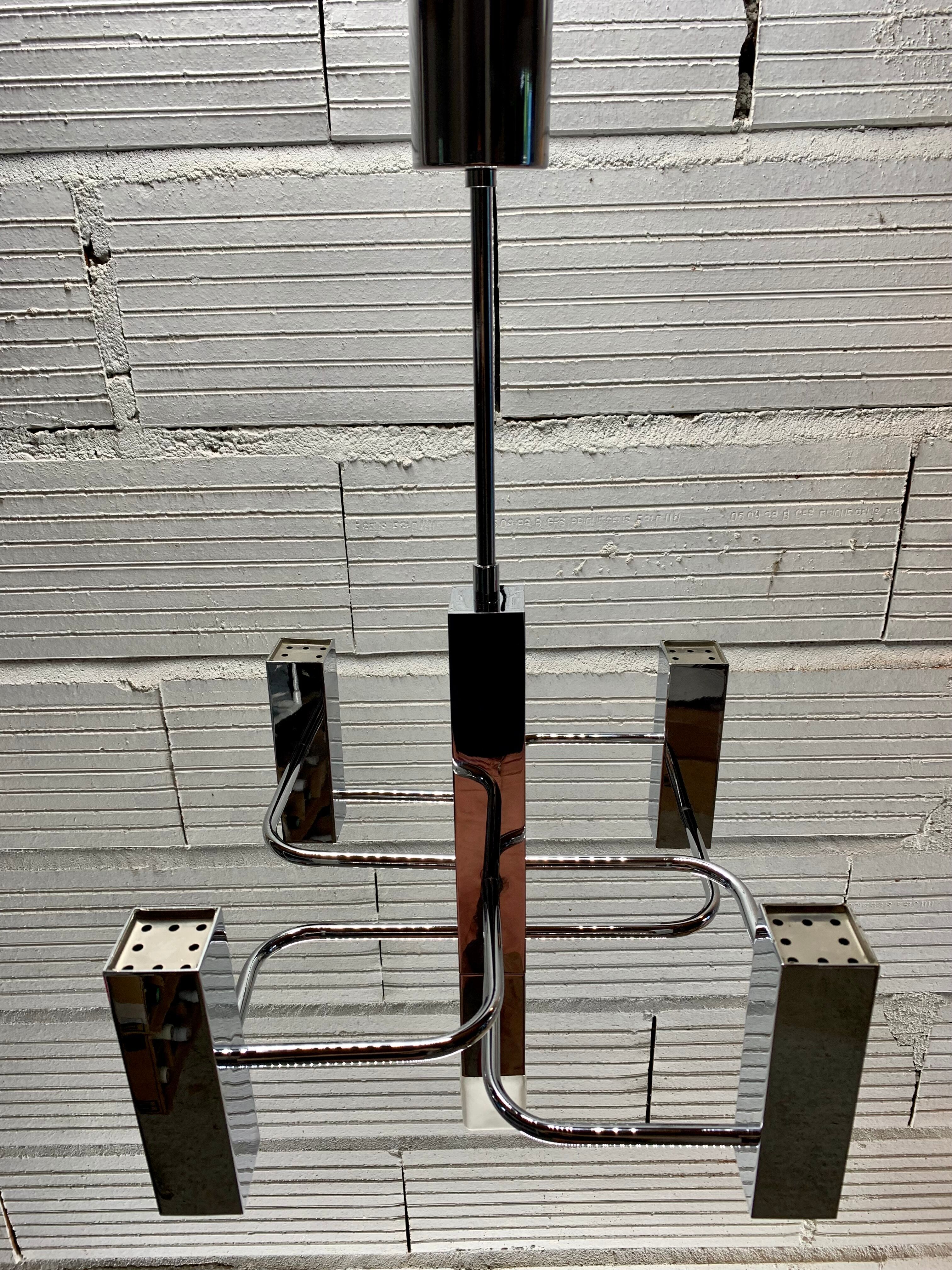 Chandelier by Maison Sciolari distributed by Boulanger