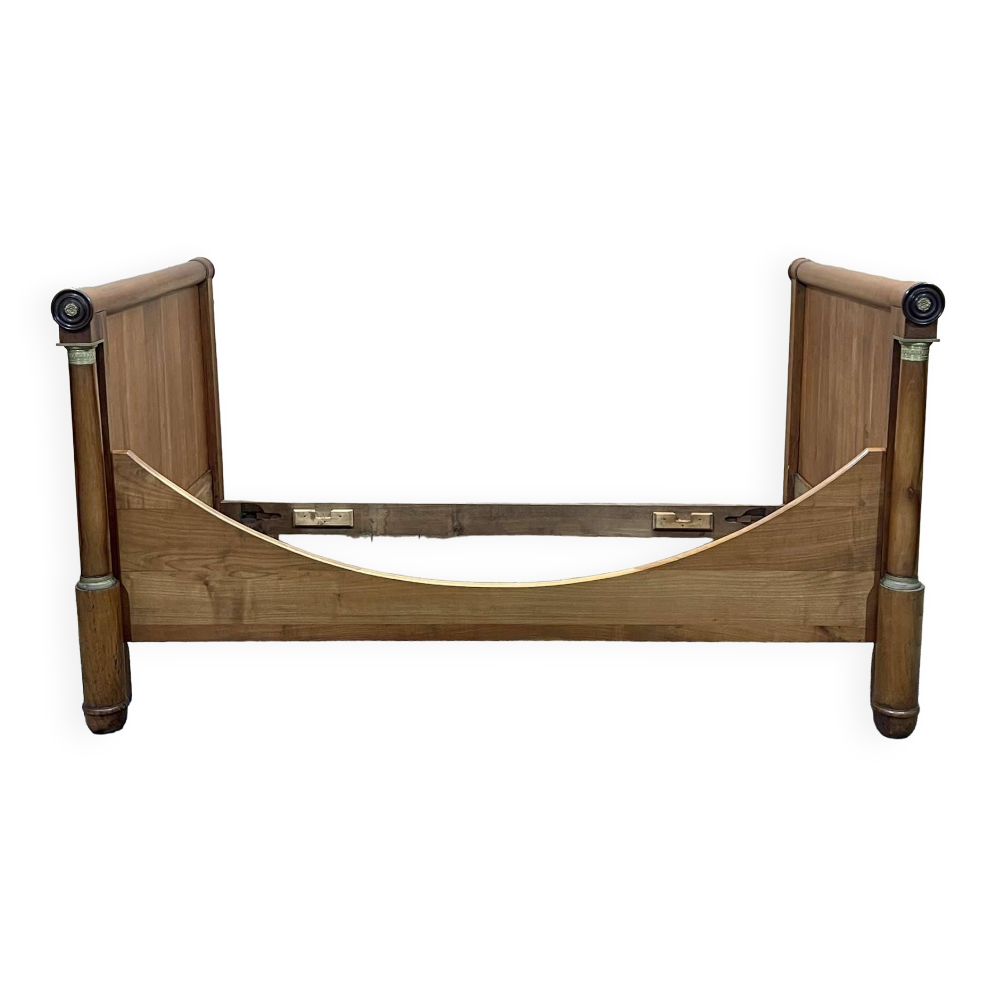 Lit Bateau En Merisier – Taille Full – Bois – D’occasion