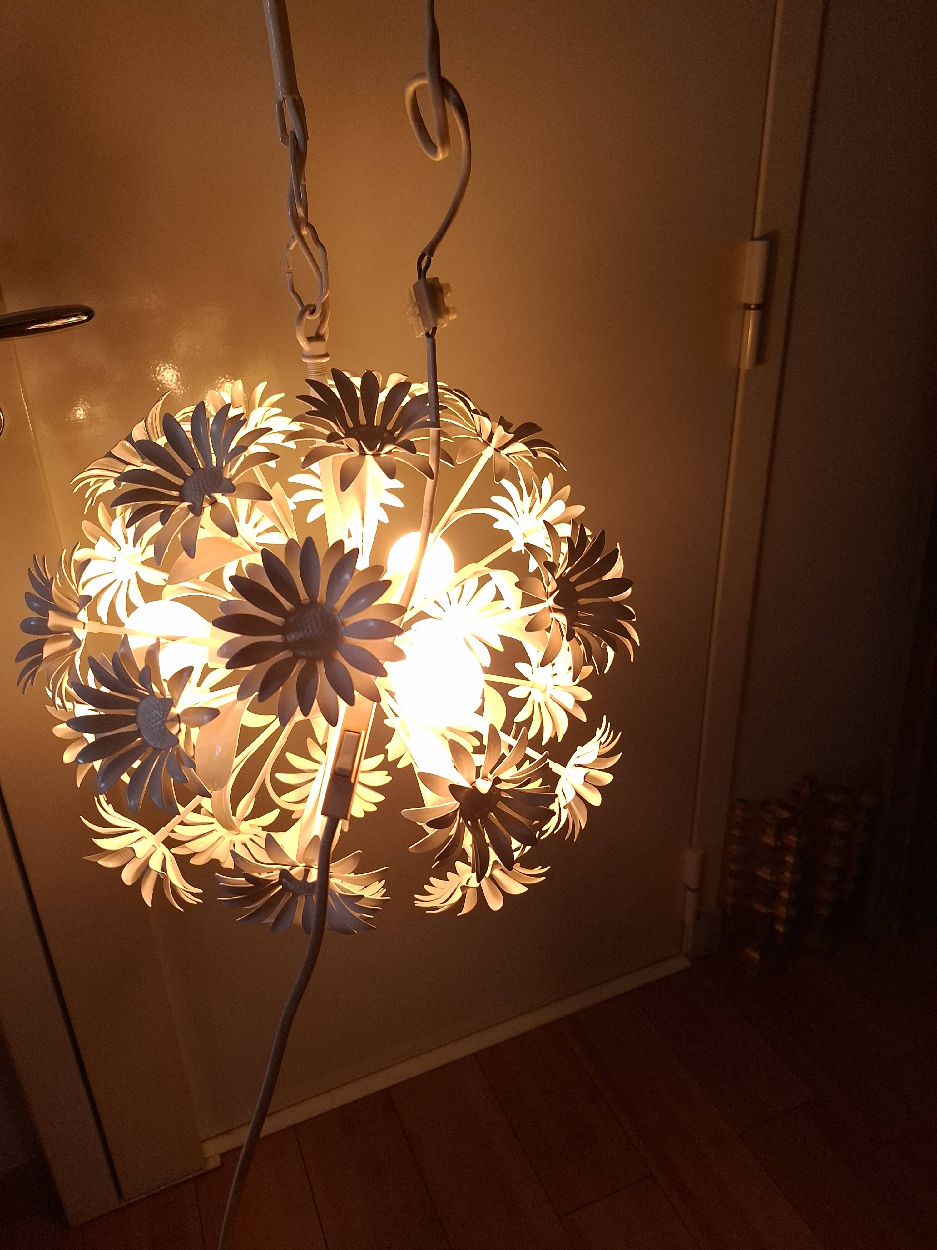 VINTAGE SPUTNIK FLOWER HANGING