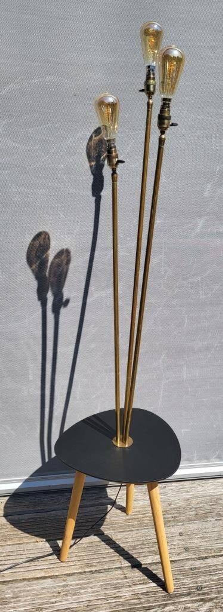 Lampadaire tablette de peintre à 3 feux laiton 1950