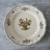 Flat earthenware plate of Desvres