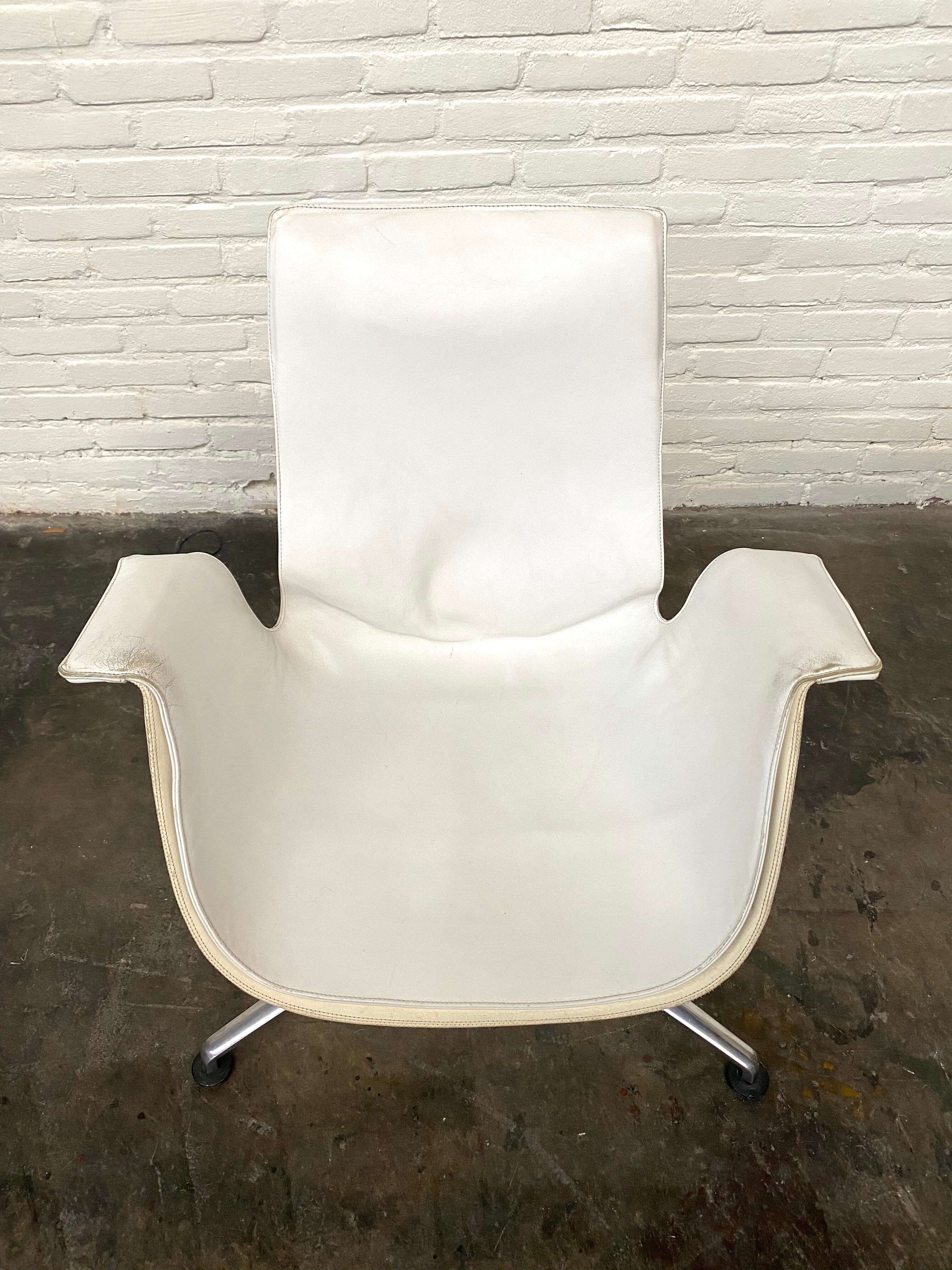 Vintage White Leather "Bucket Chair" by Fabricius and Kastholm for Kill international, set of 2.