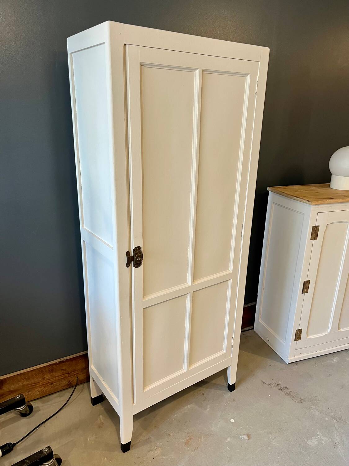 Armoire Parisienne